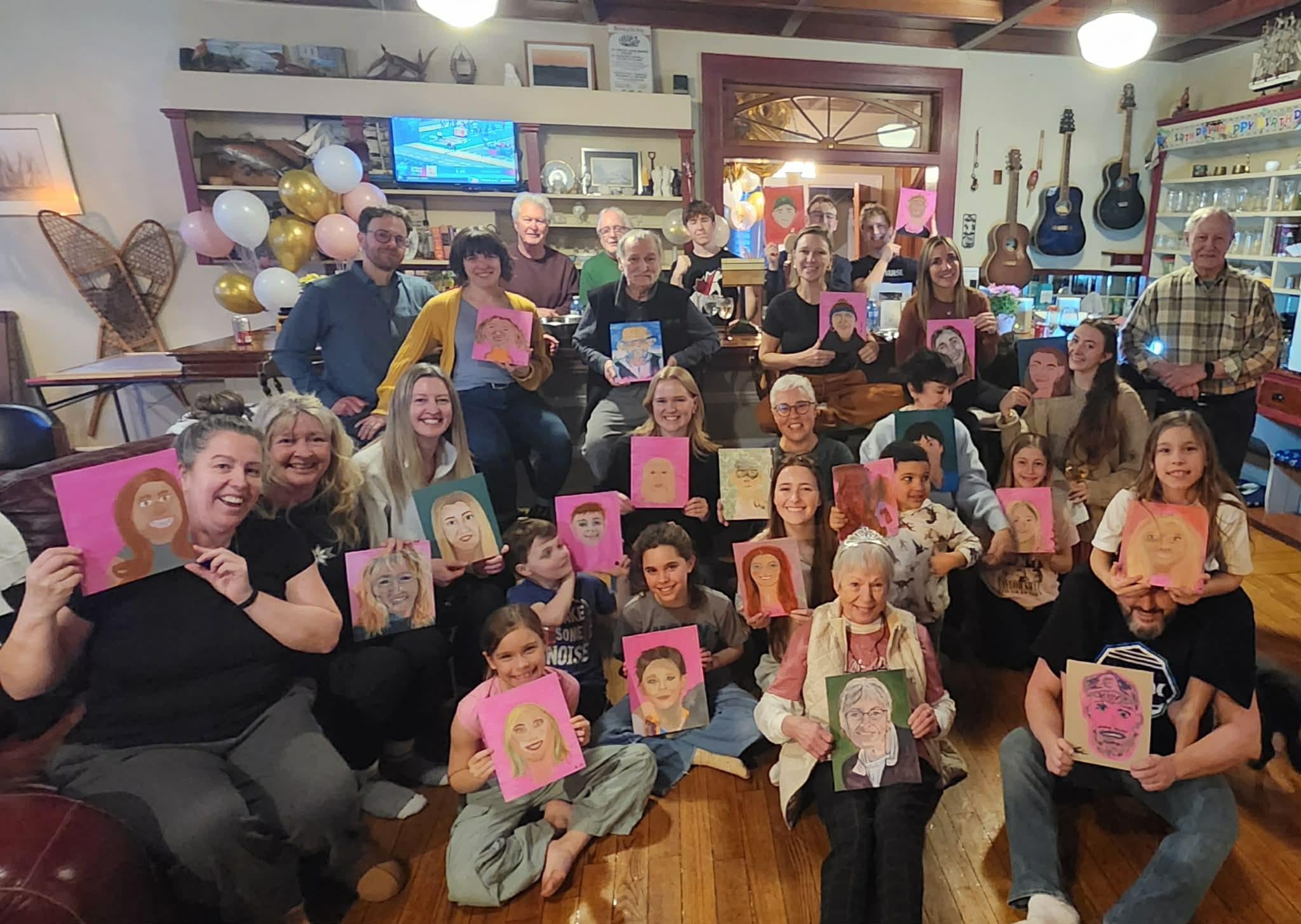 The lounge is spacious and cozy for everyone !