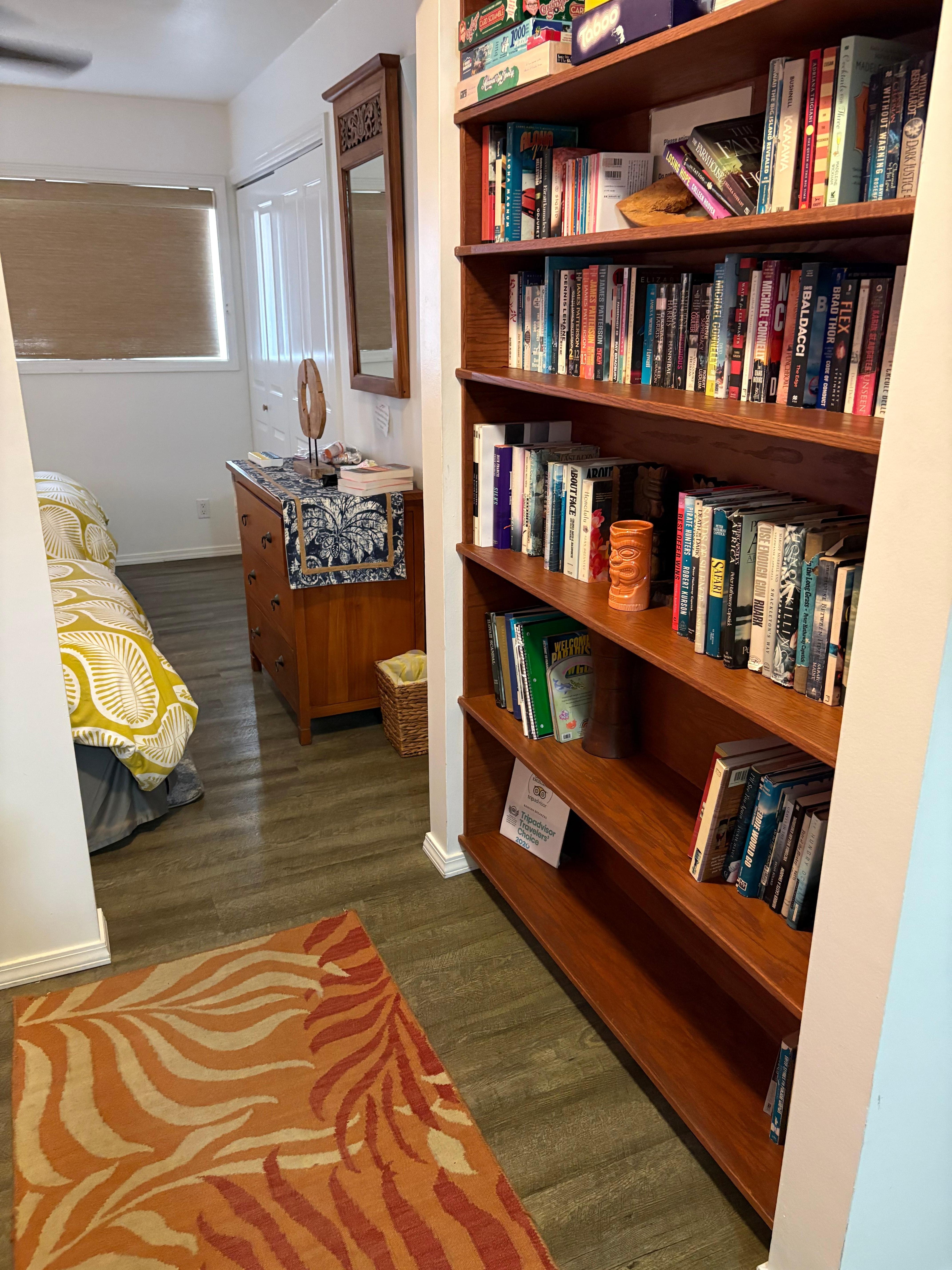 It even has a book nook!