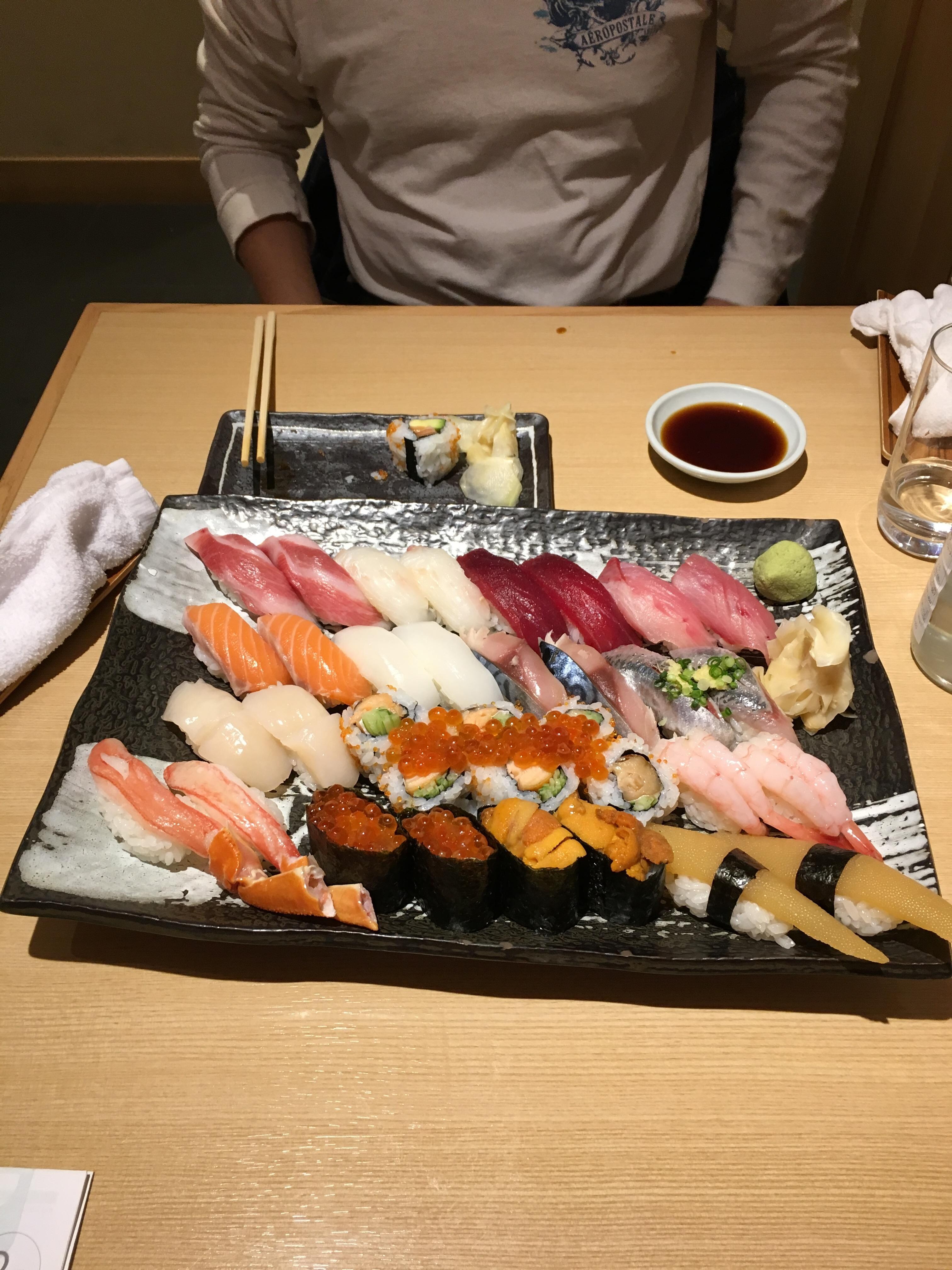 Amazing shushi from Sakura restaurant in the hotel.