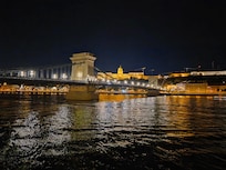 Hotel 2 minute walk to