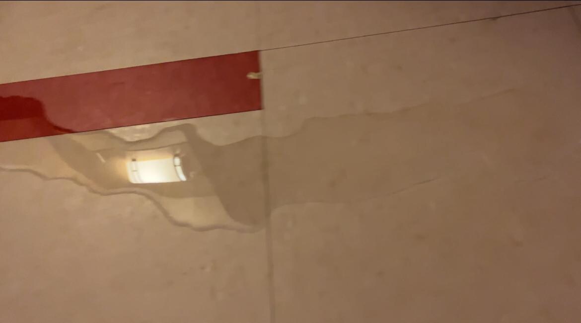 Flaque suite fuite frigo