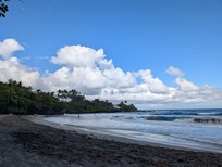 Beach 10min away