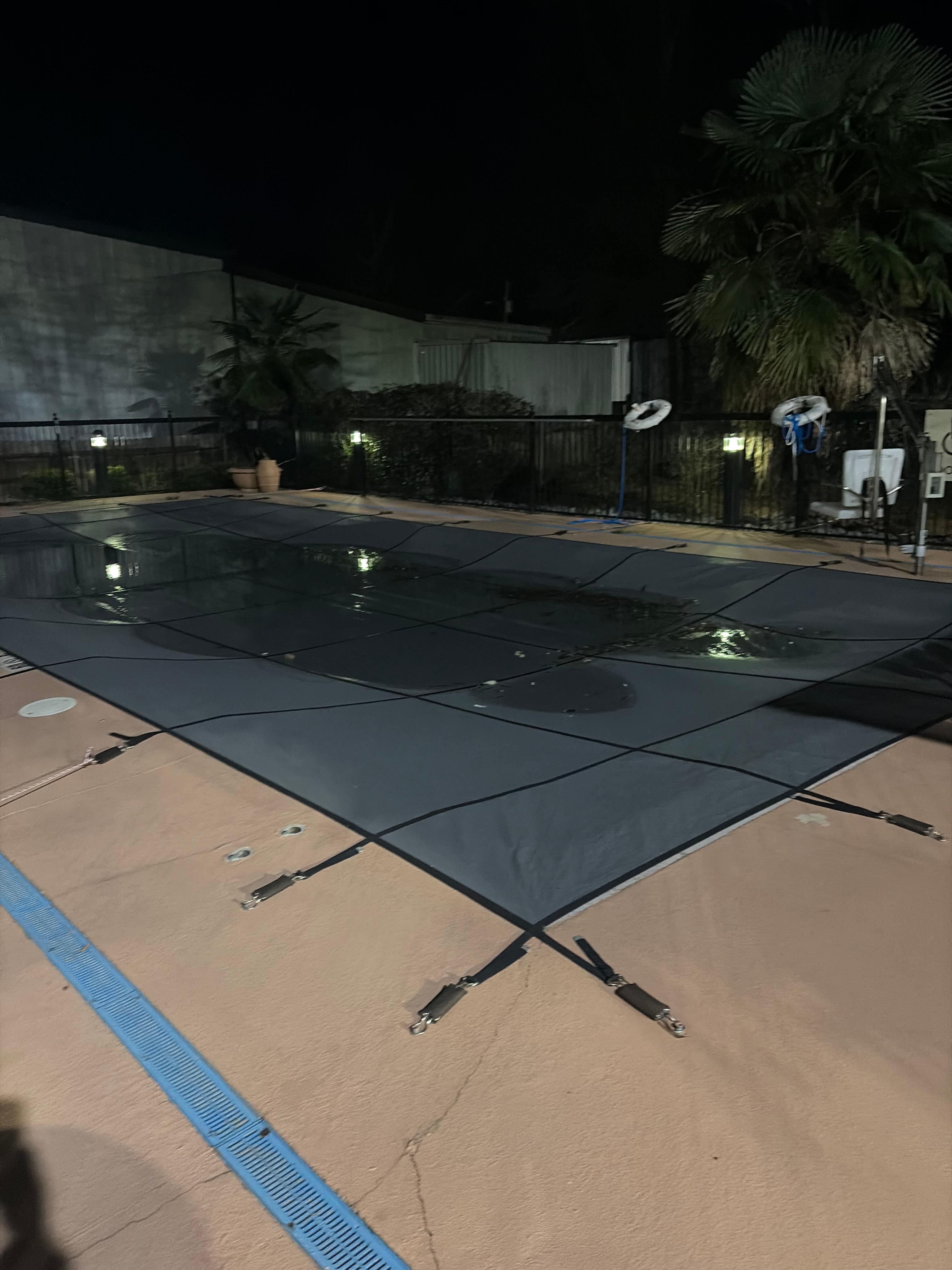 Pool not in season but it’s a ugly mess, should be somewhere to sit.