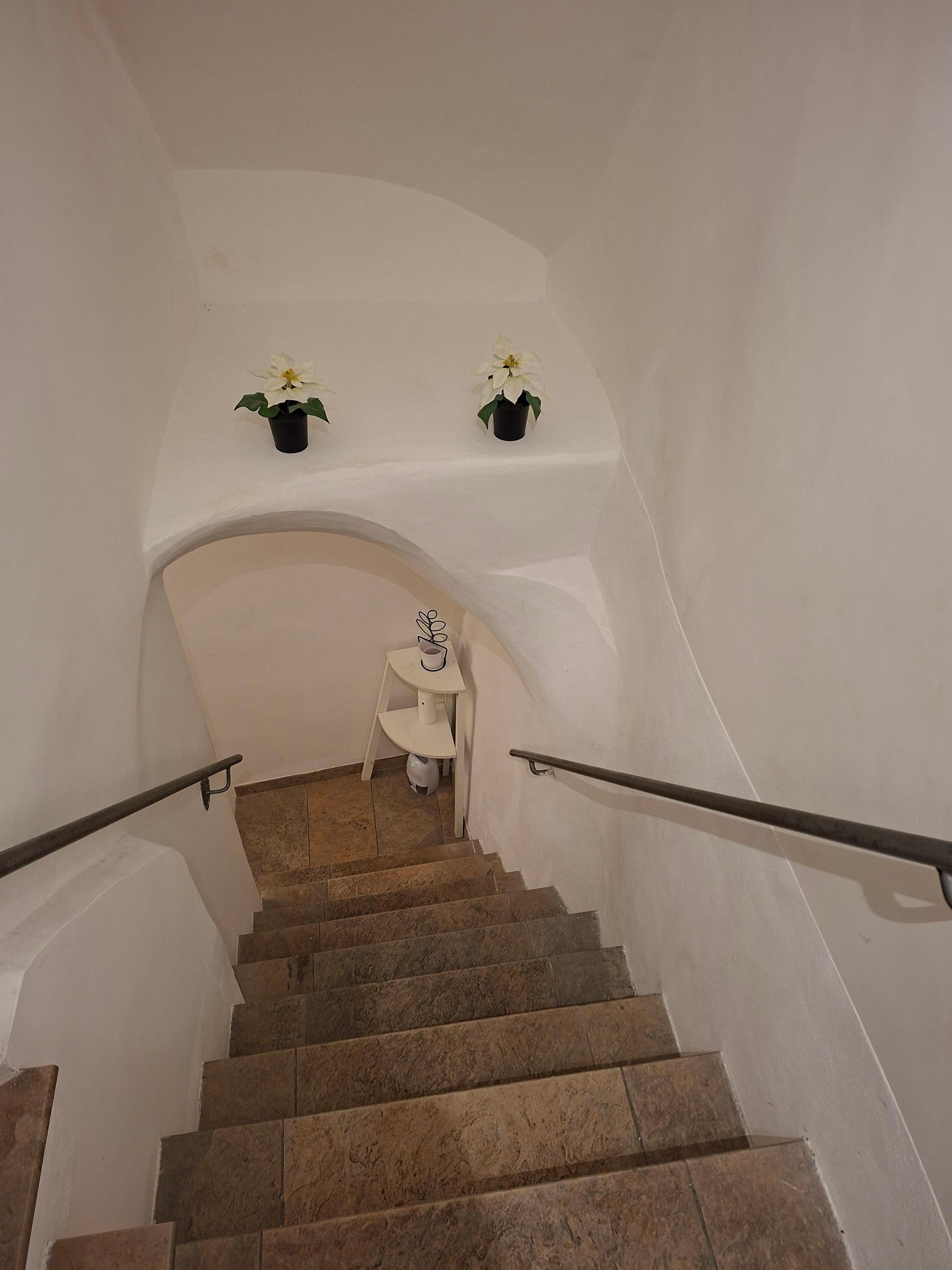 Treppe zum Bad und zur Küche