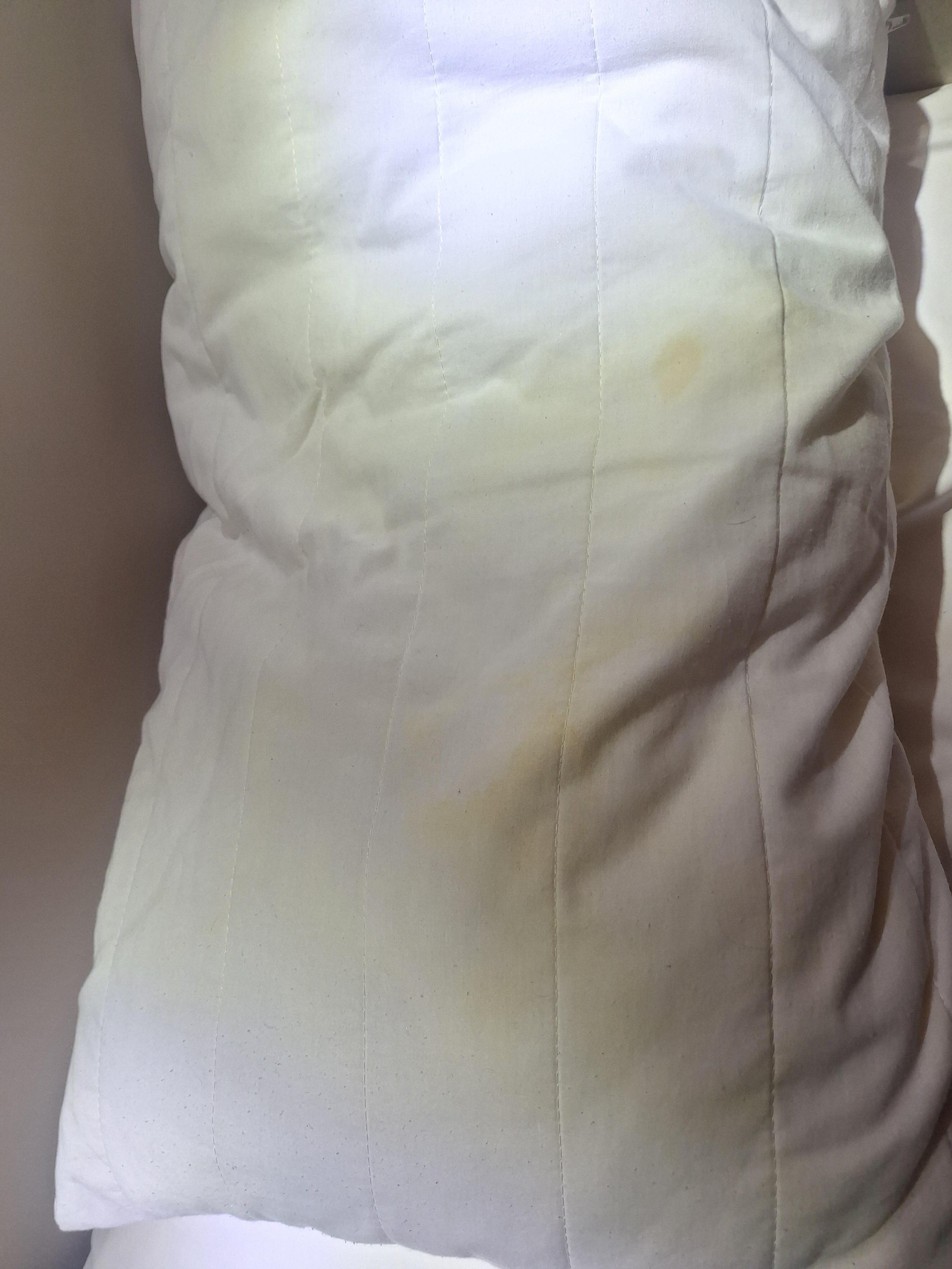 Dirty linen (in my new room)