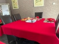 Petit Dej