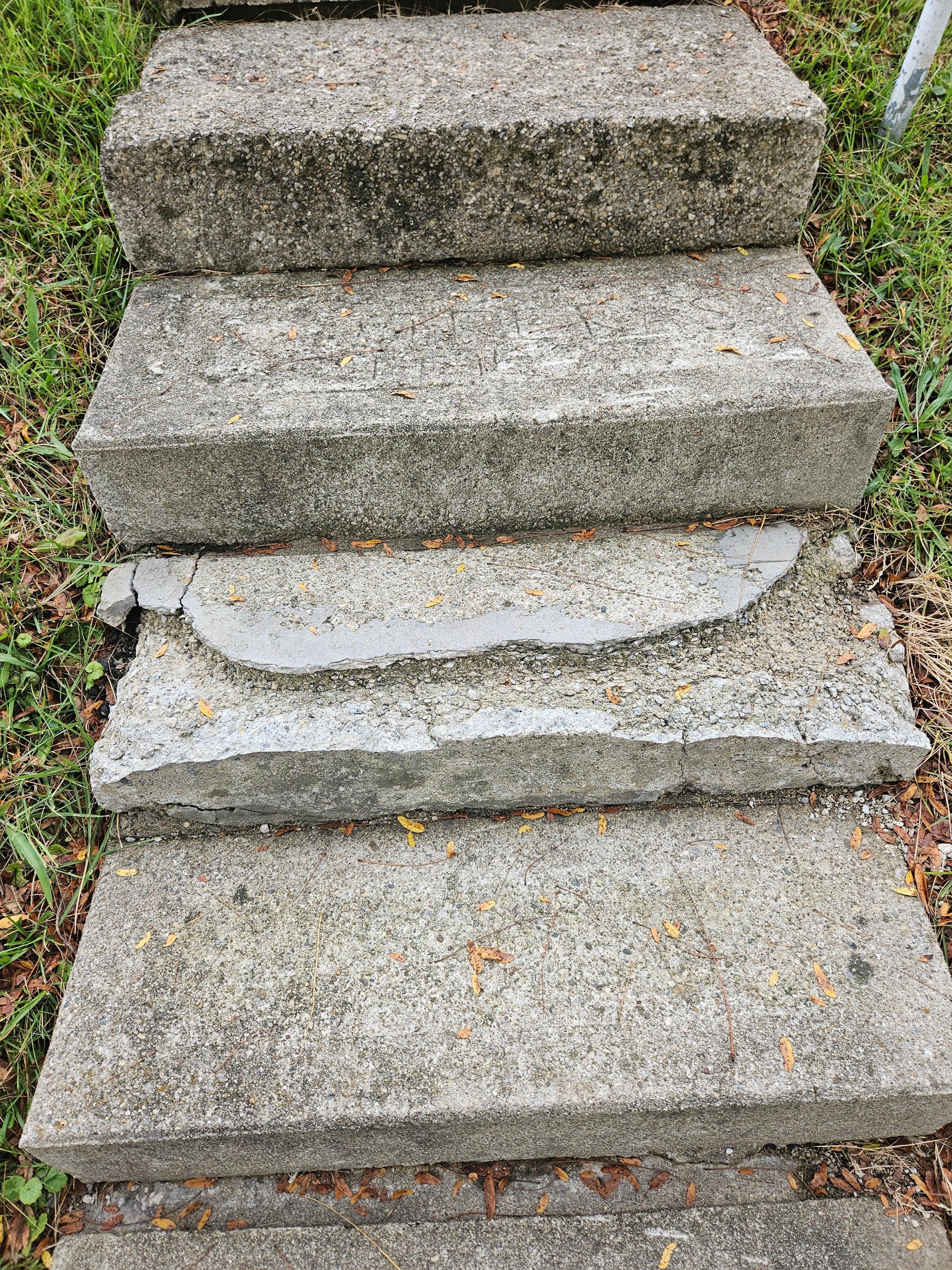 Dangerous steps, not pictured in ad