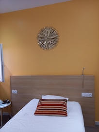 La chambre.