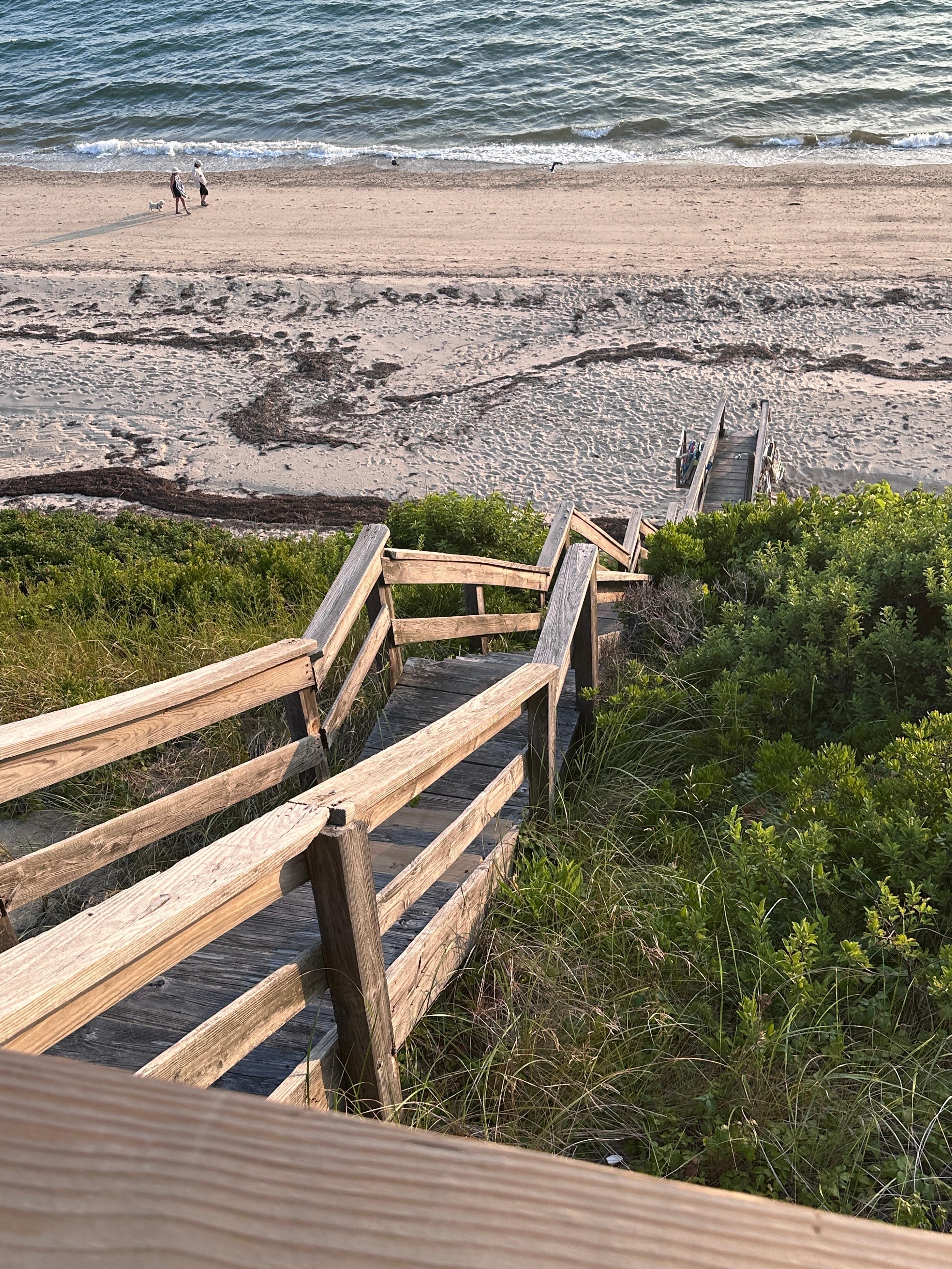 Steps to the beach - 105 of them so be prepared, but intermediate landings to stop and catch your breath. Worth every step. Outdoor shower head at the beach(!), foot rinse off the deck and additional outdoor shower.  Amazing. 
