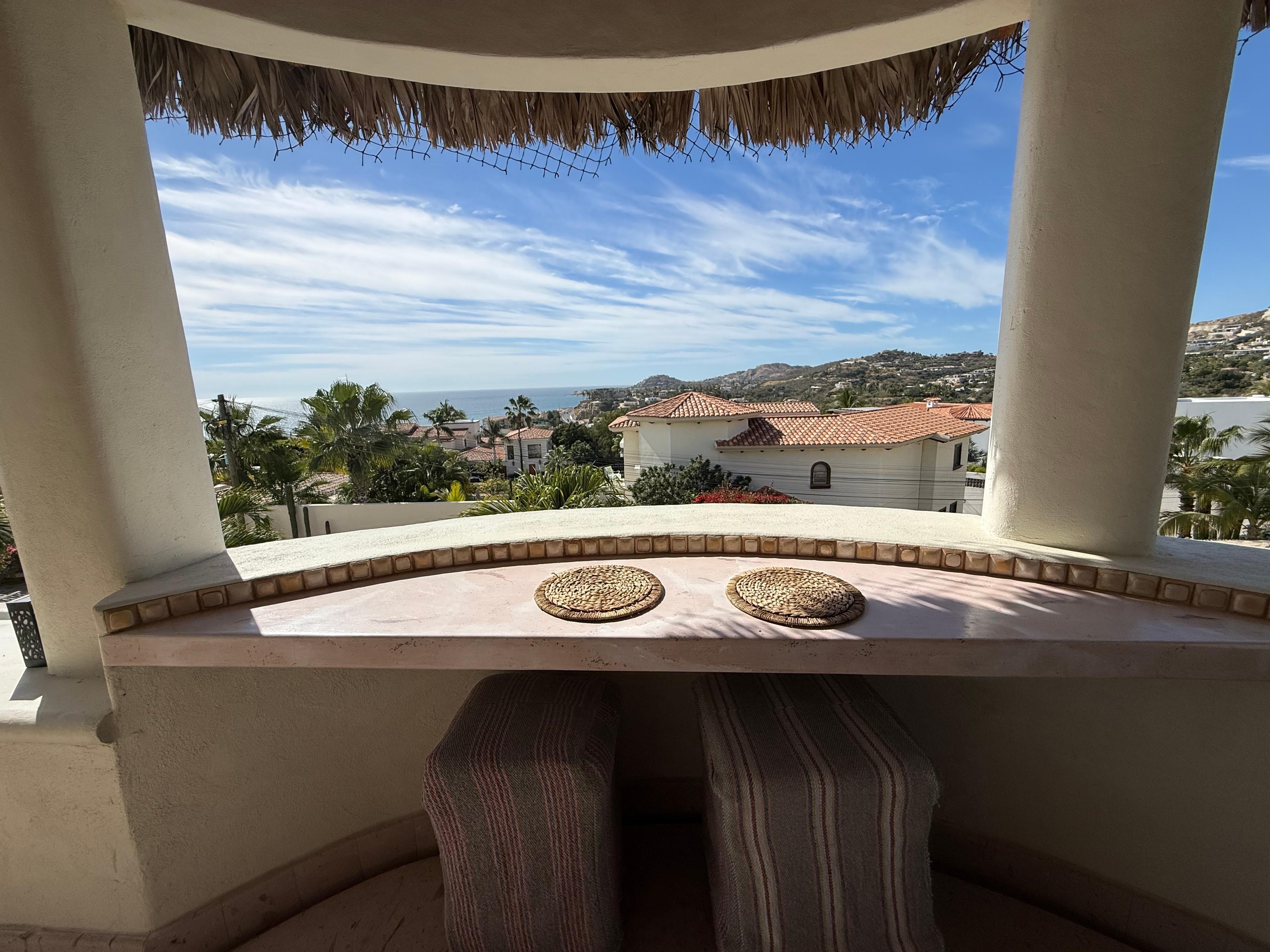 Nook for eating outdoors.