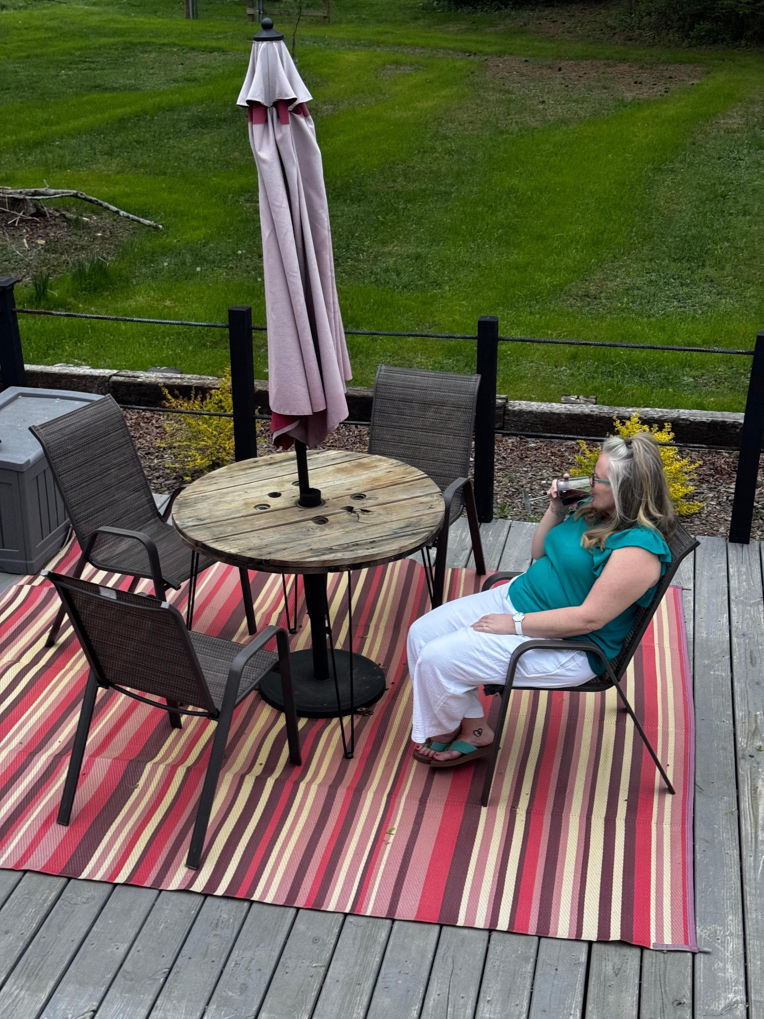 Great area to enjoy a cocktail or a meal. 