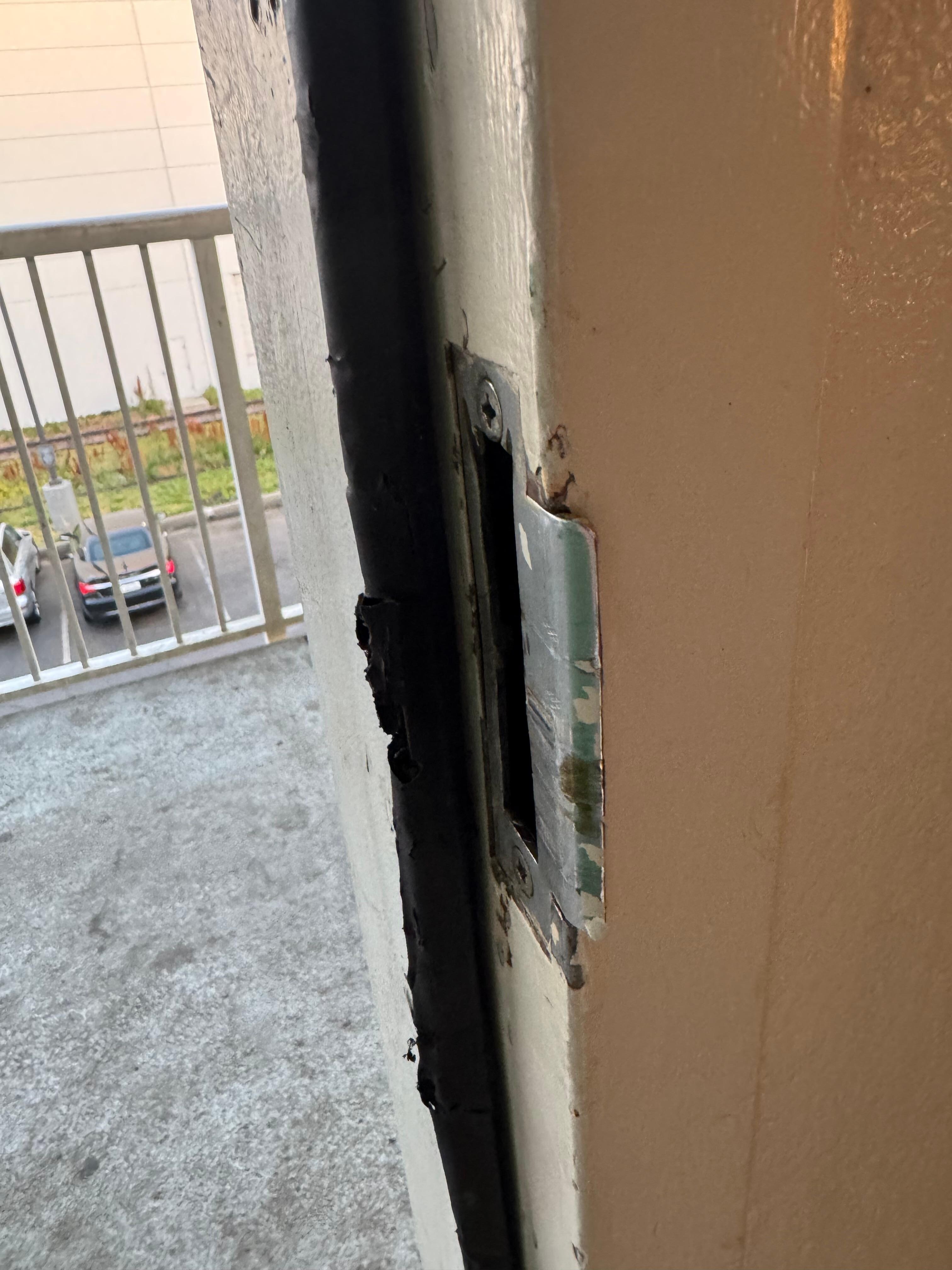 Damaged door lock. 