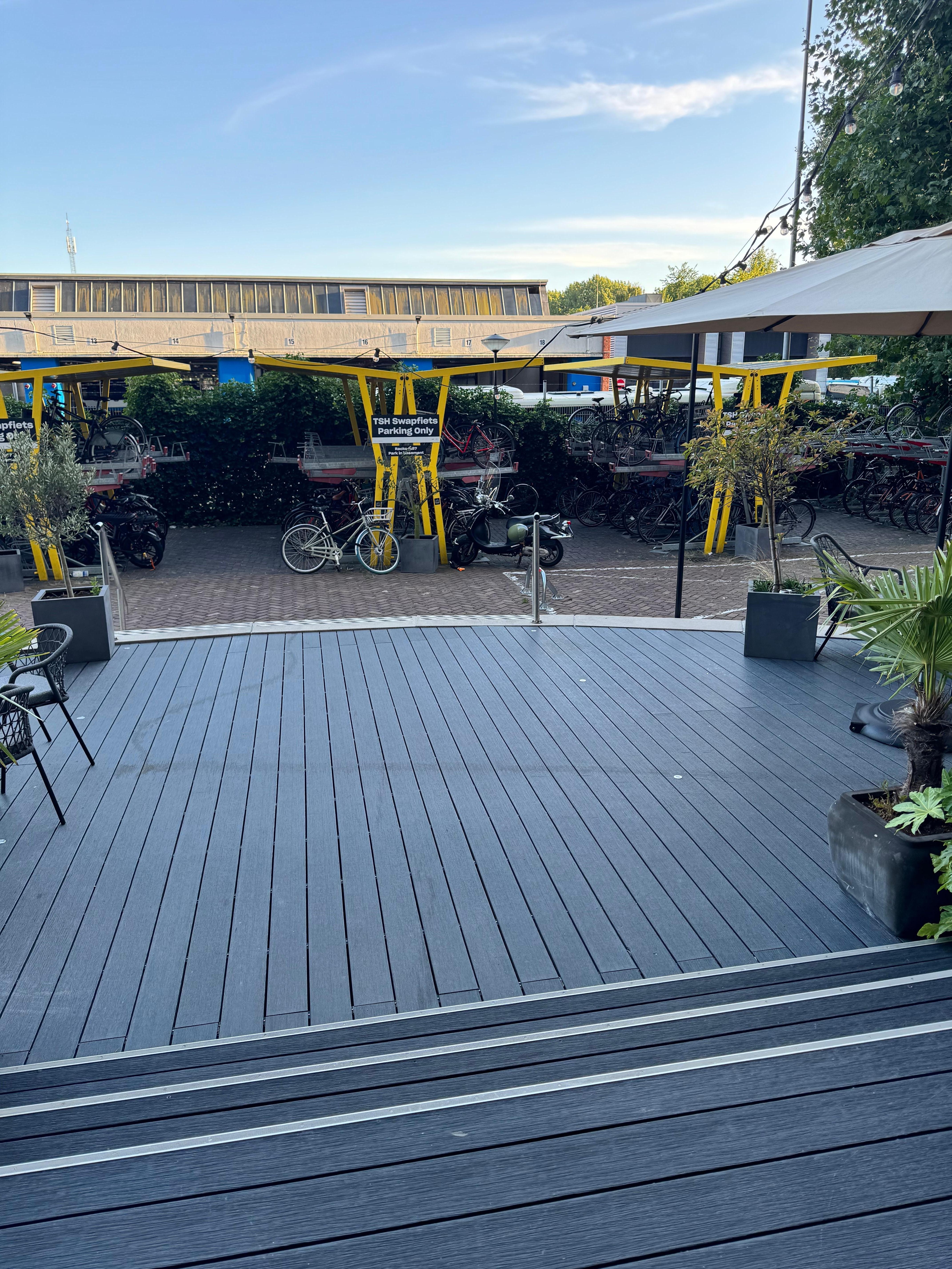 Estacionamiento para bicicletas.