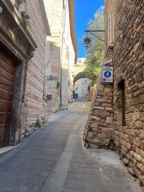 Streets of Assis close to the Palazzo