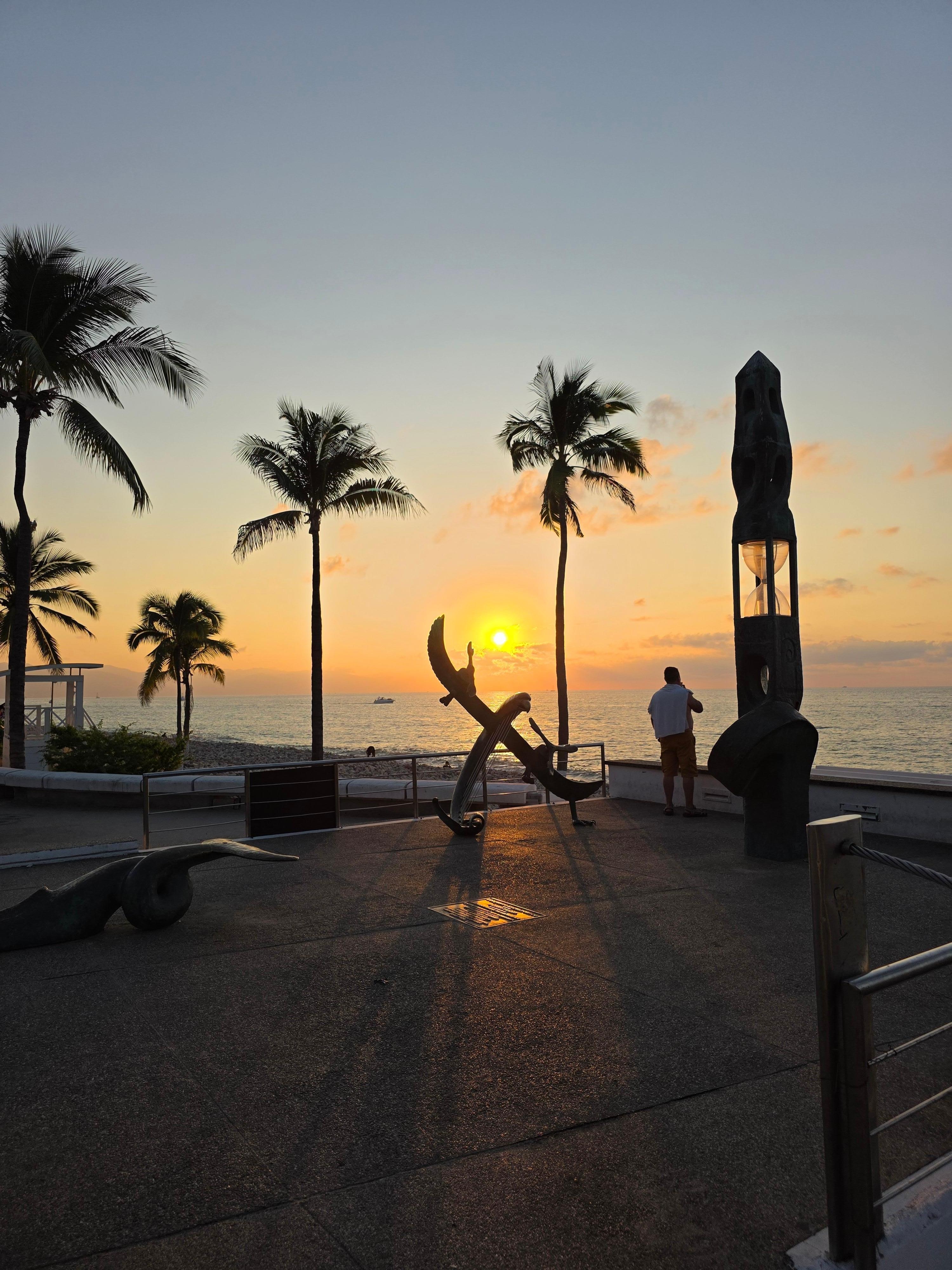 Sunset on the Malècon