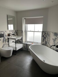 Heaven !! Bubble bath seems lovely