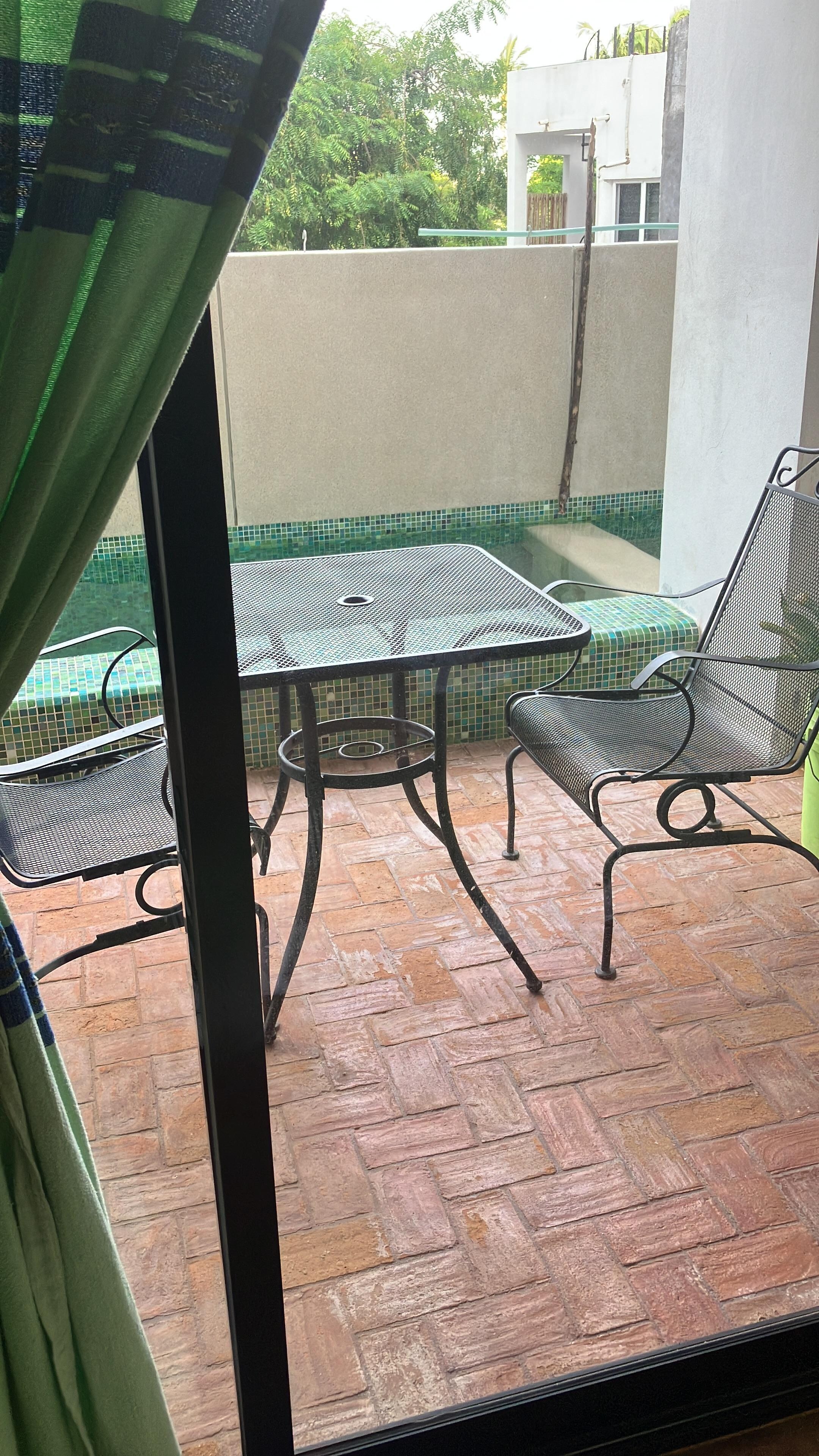 Alberca y terraza genial 