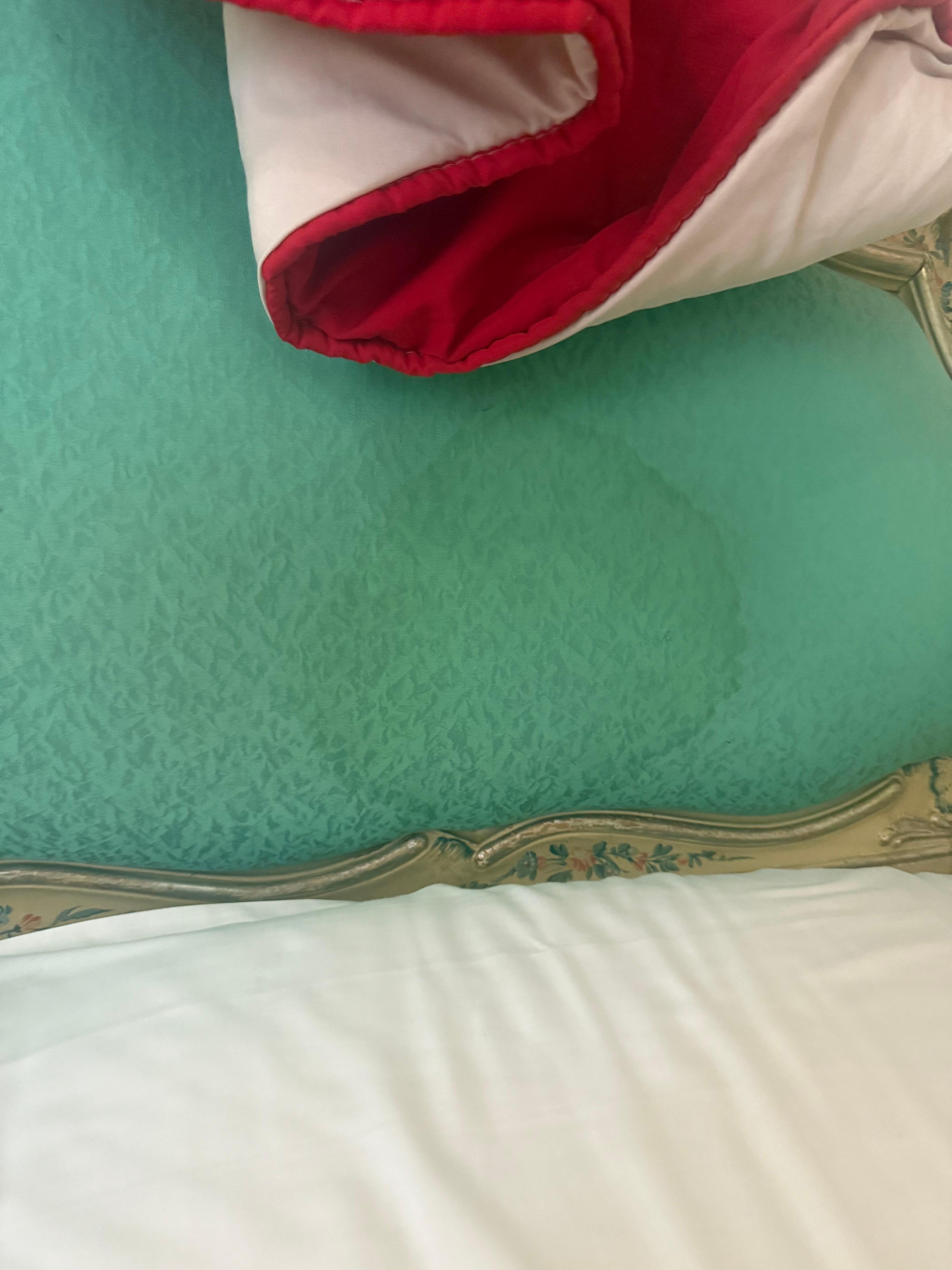 Headboard is disgusting 