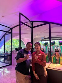 Cream, Dee Lite Bistro morning waitress