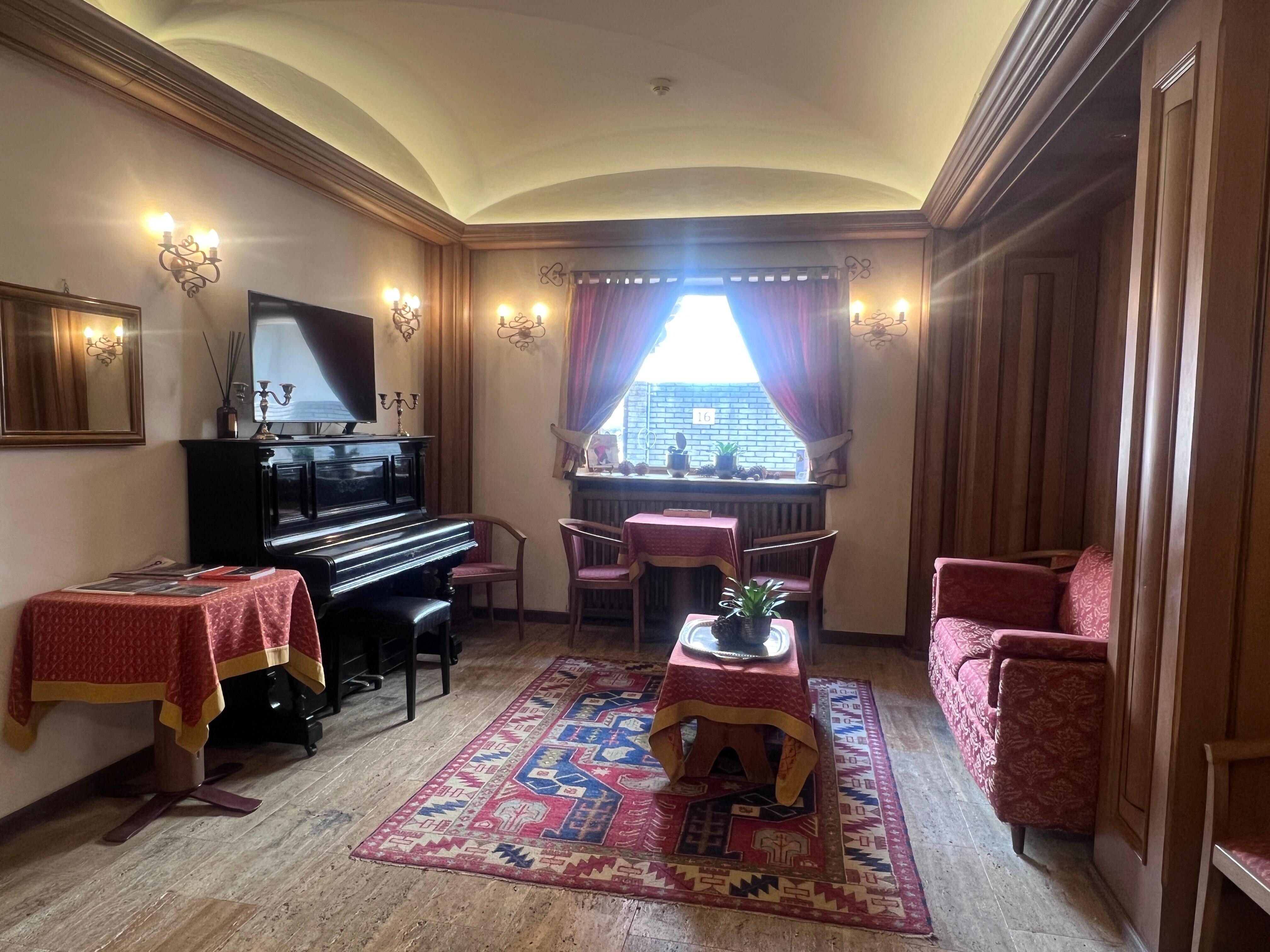 Lounge area 