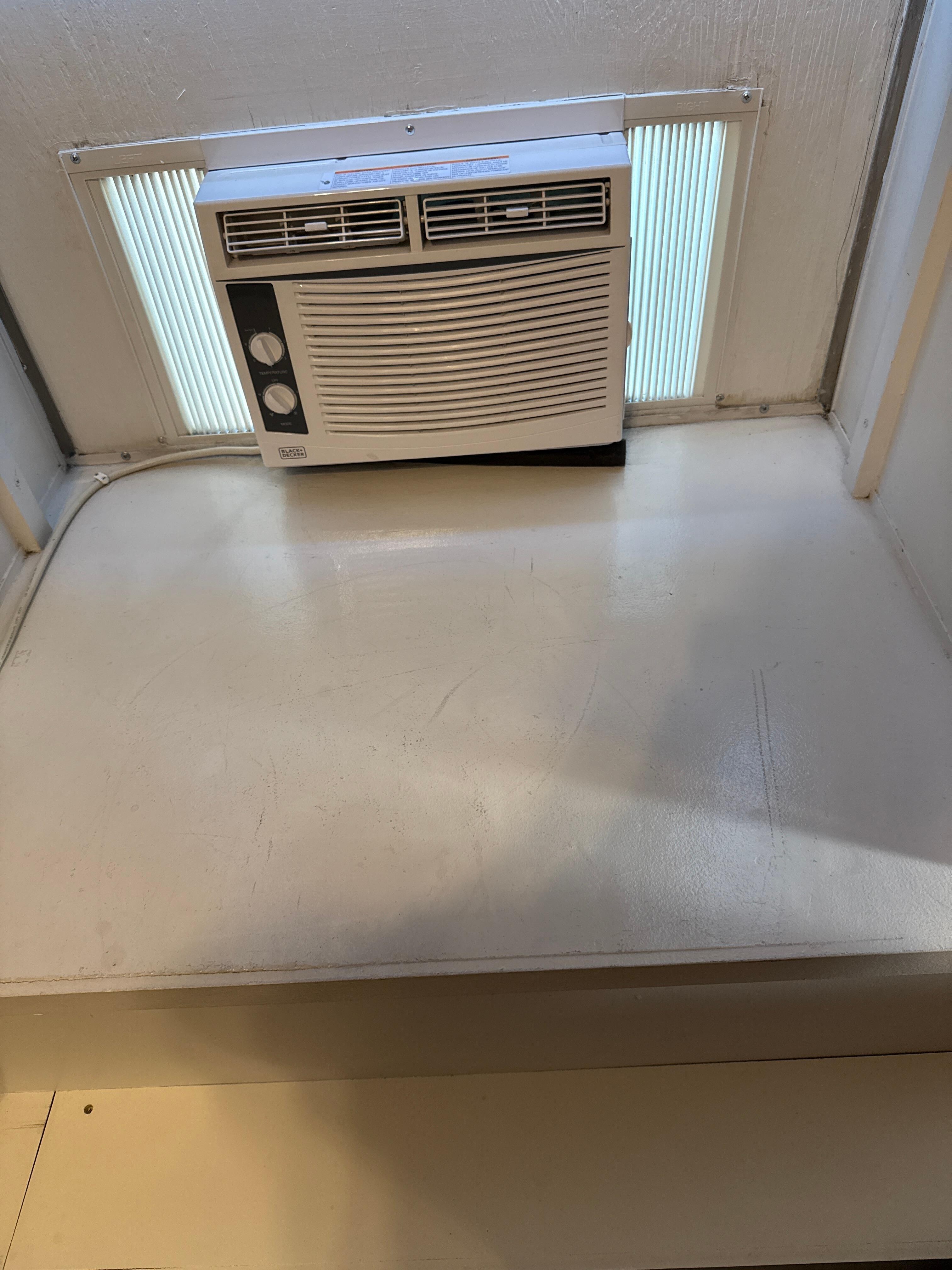 AC blows mild air. Does not get cold