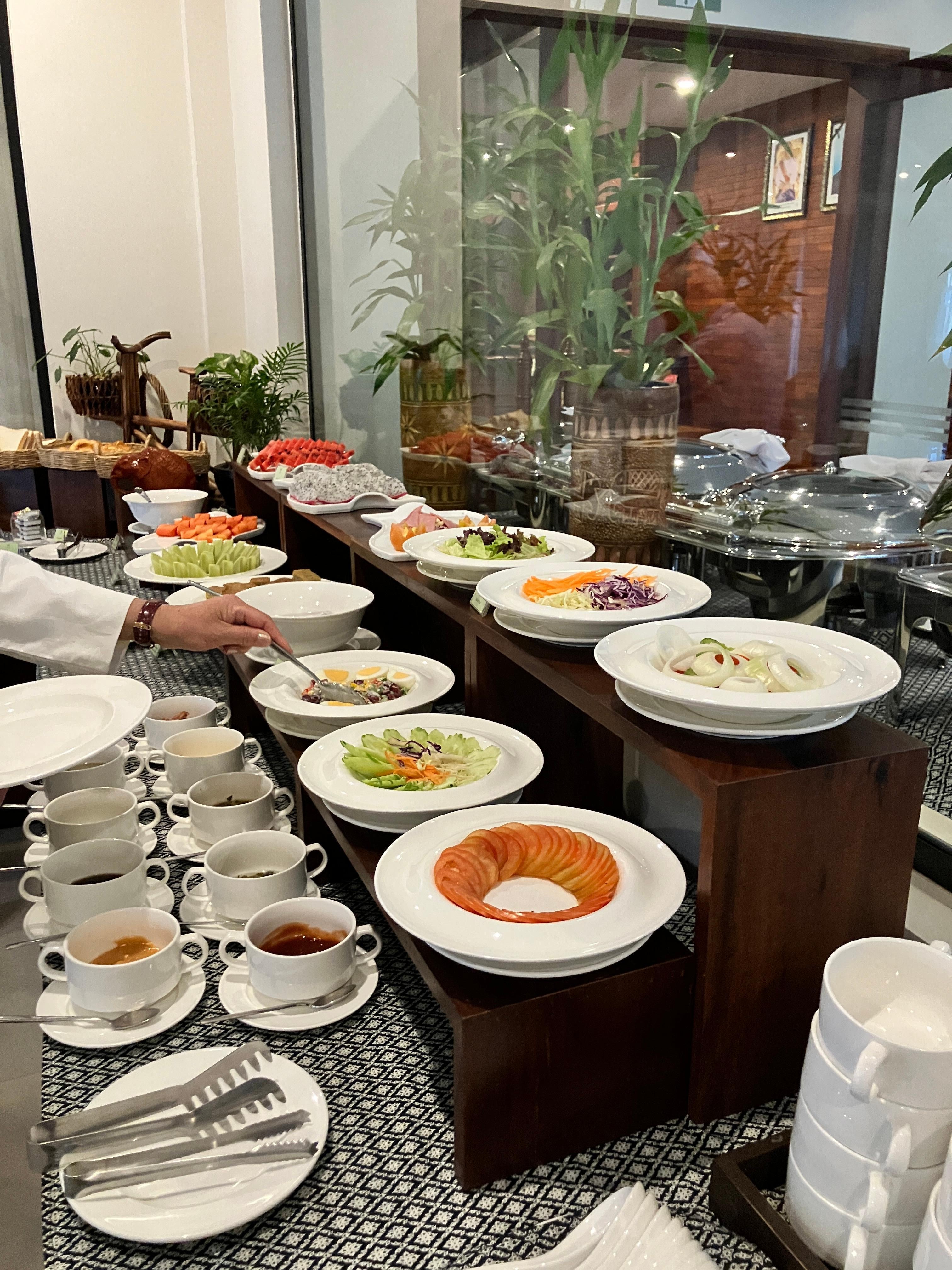 モーニングブュッフェ