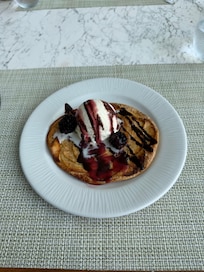 This dessert at the Italian lunch was fantastic!