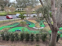 Mini golf