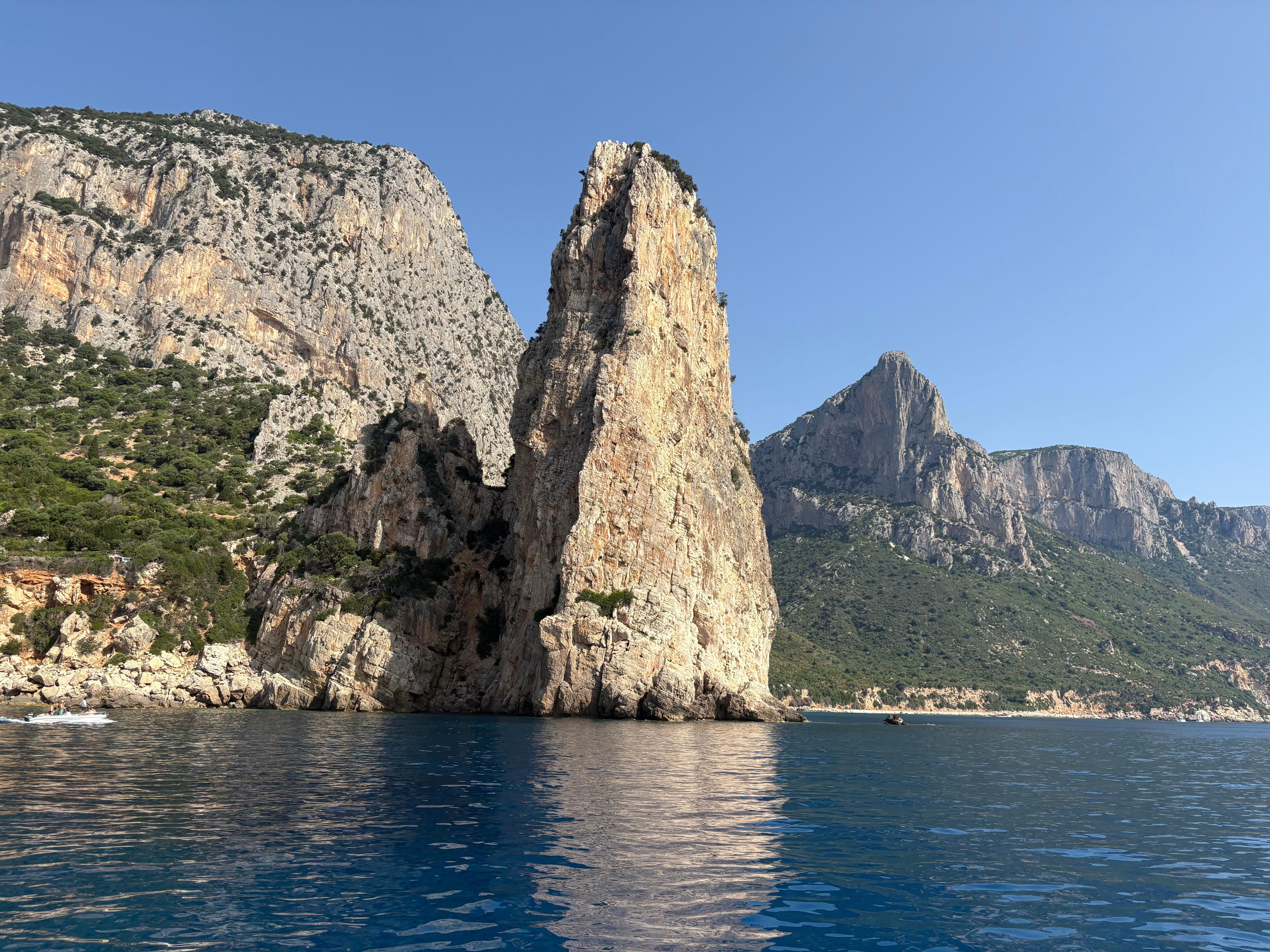 Great rocks nearby 