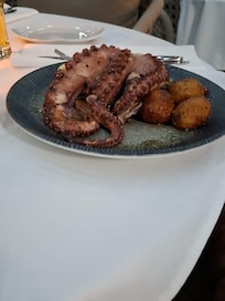 Grilled octopus grilled veg and potatoes