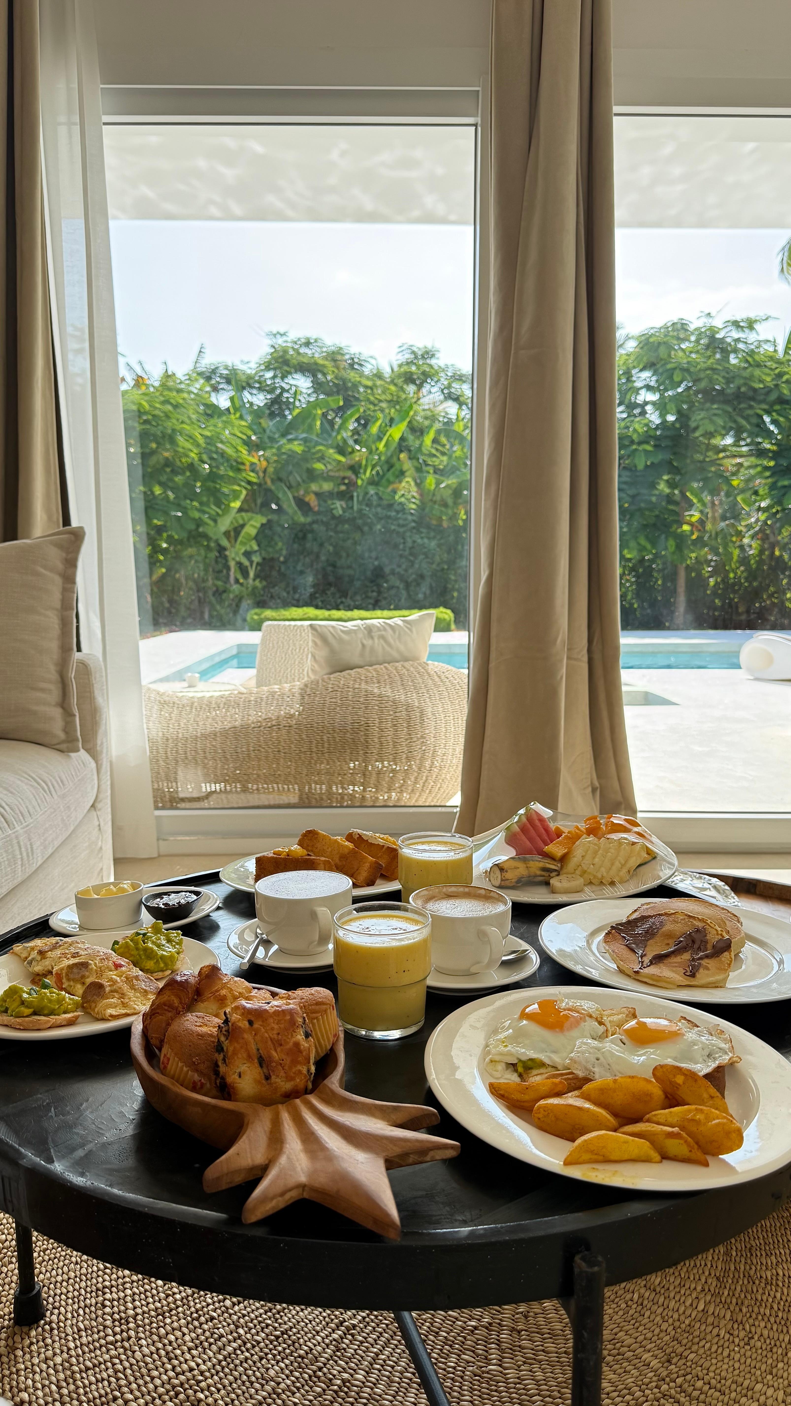 The breakfast was served nicely. FOOD IS ABSOLUTELY DELICIOUS!!!!