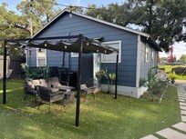 Back Lounging Area