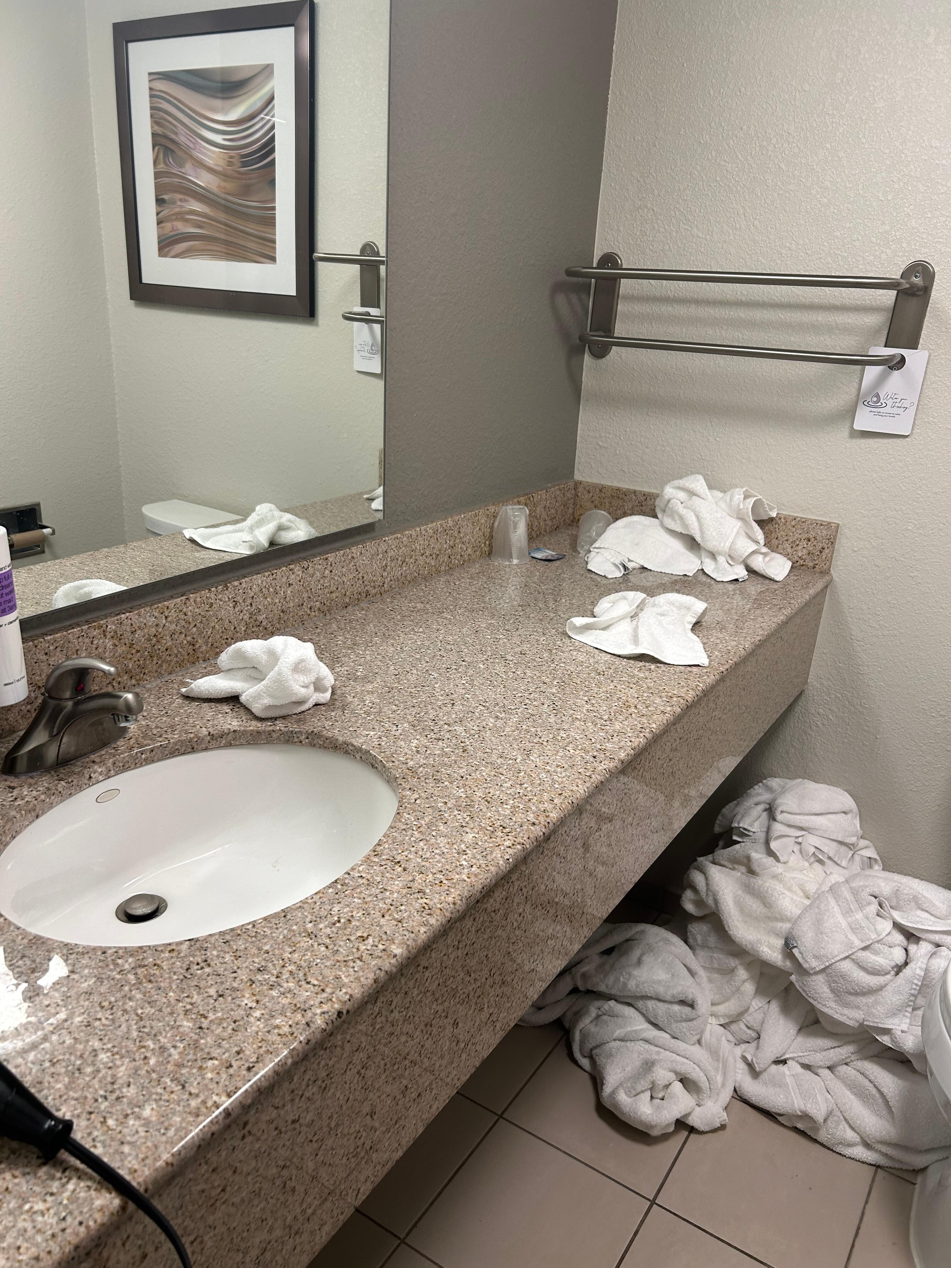 Towels just kept pilling up.🤔