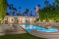 Amazing pool!