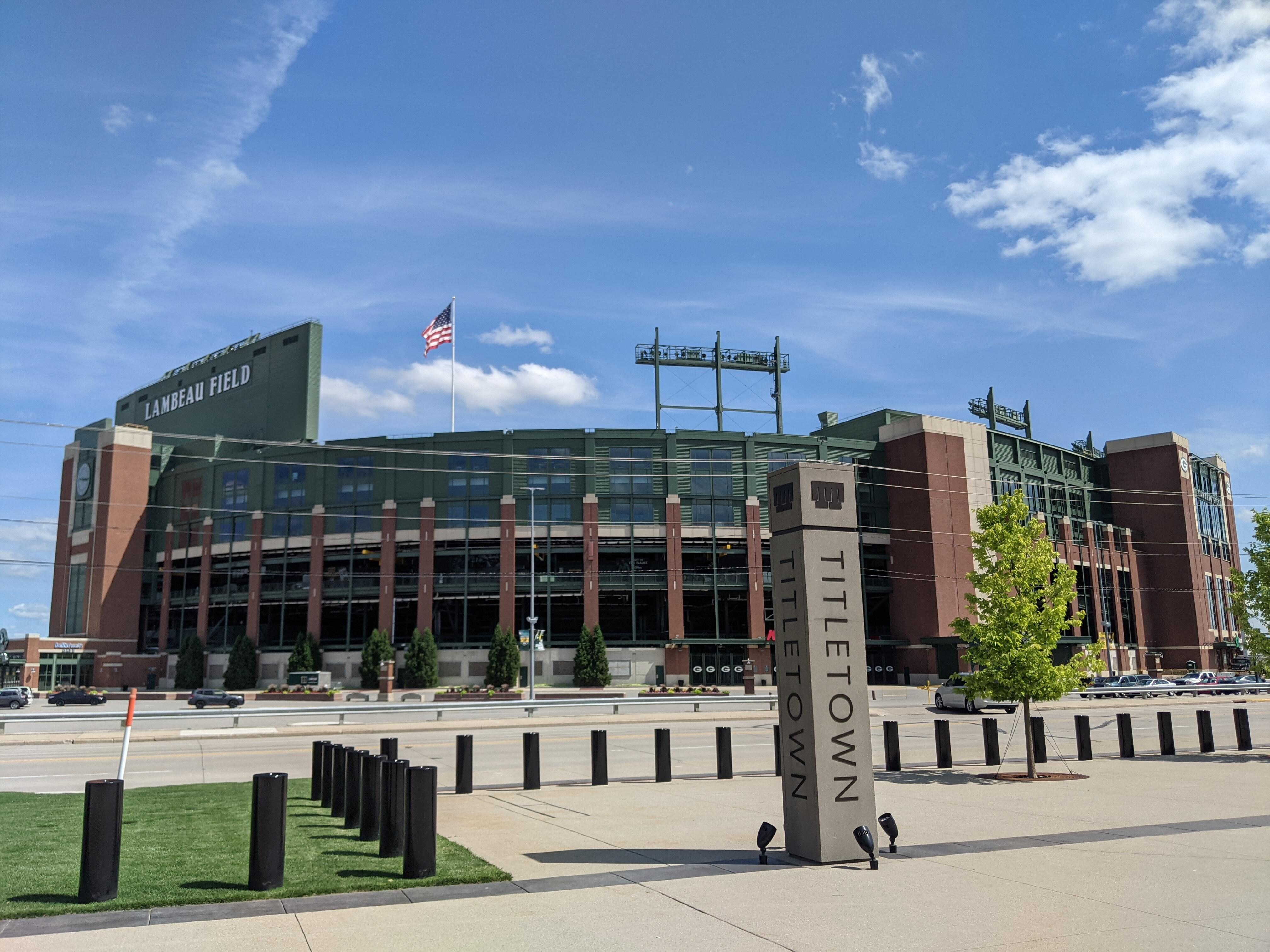 Short drive to Packer town
