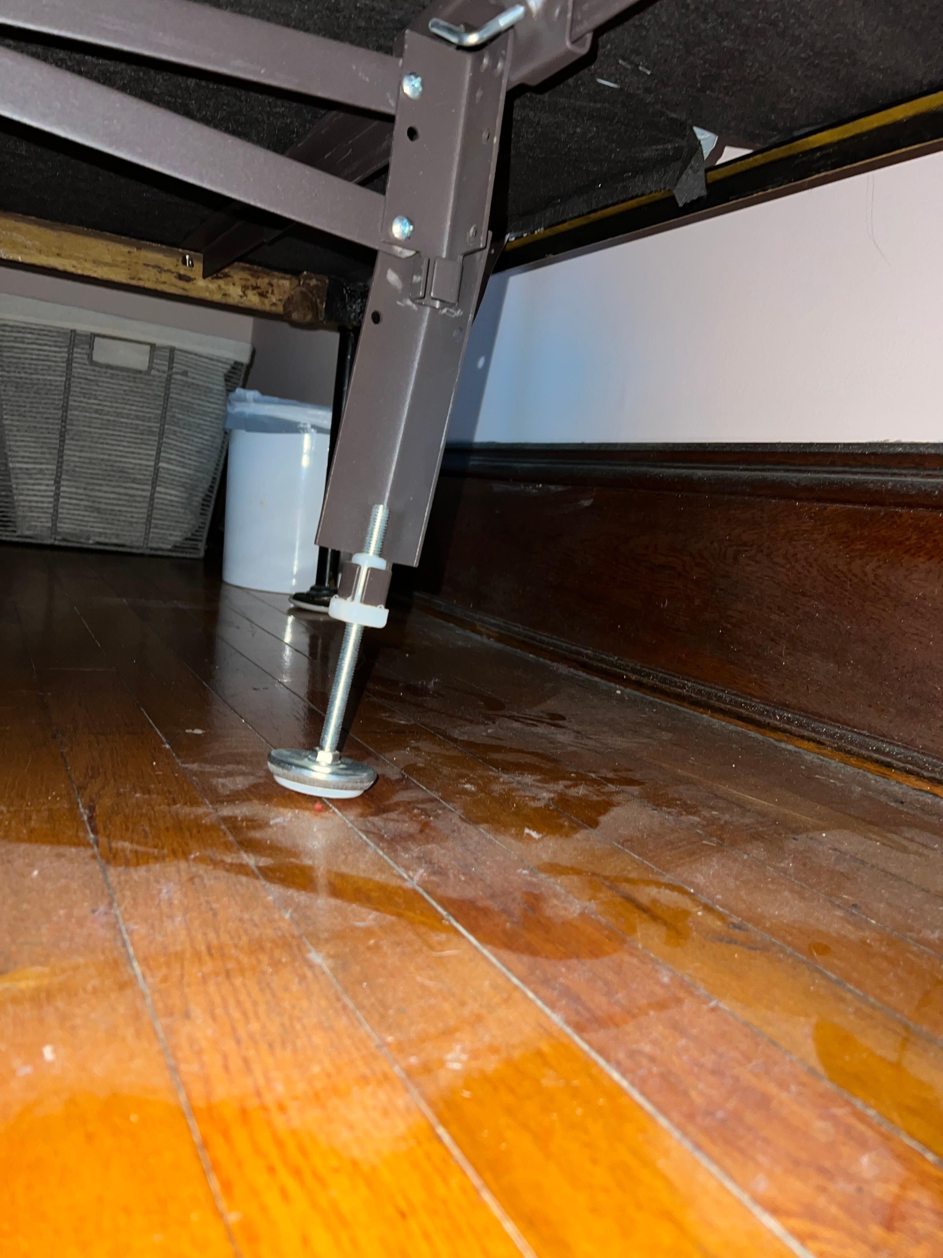 Downstairs bed support 