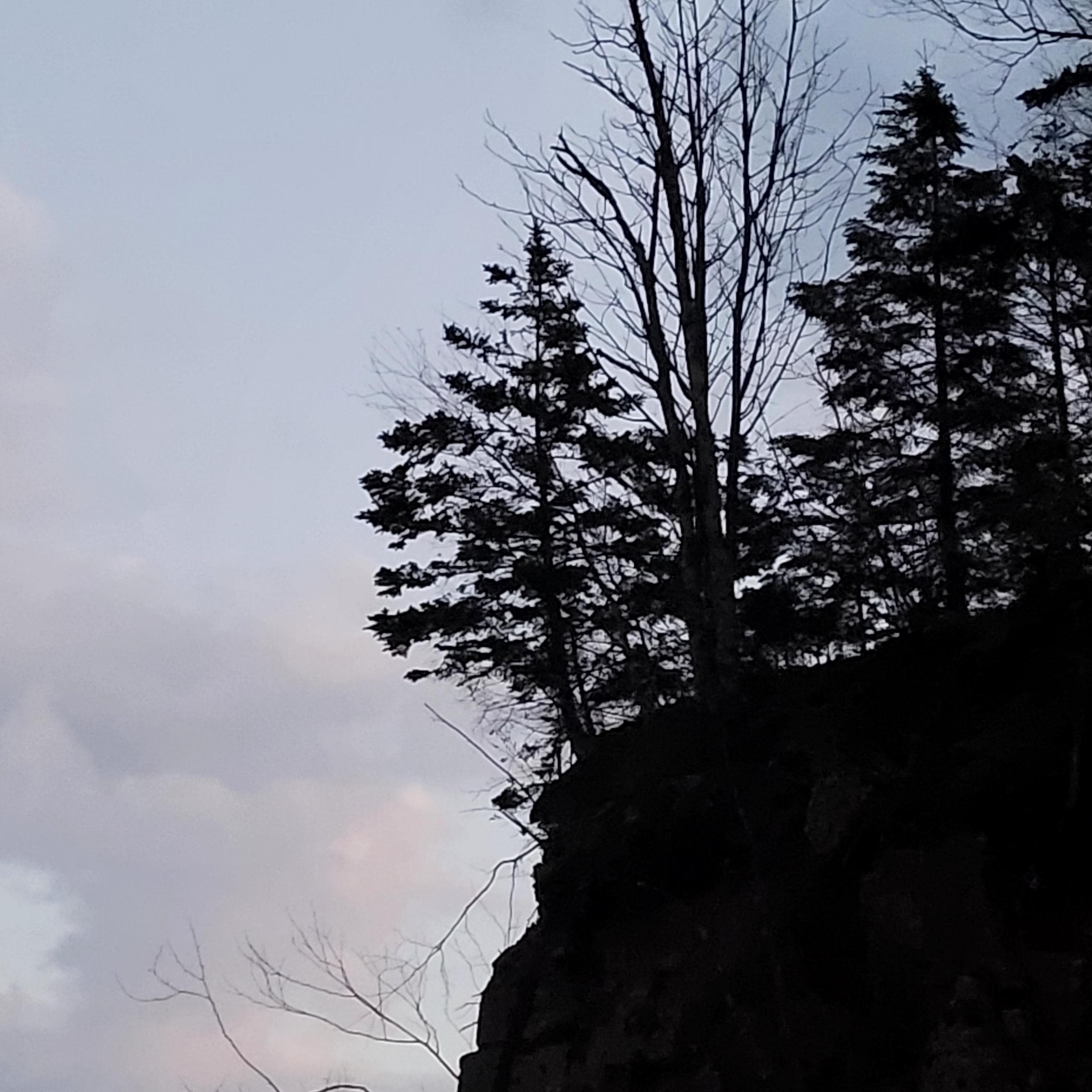 A beautiful view from the waters edge at dusk