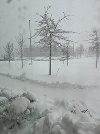 We stayed 2 nights due to blizzard! Very relaxing and we were warm!!! Crews busy 24 hours cleaning lot.