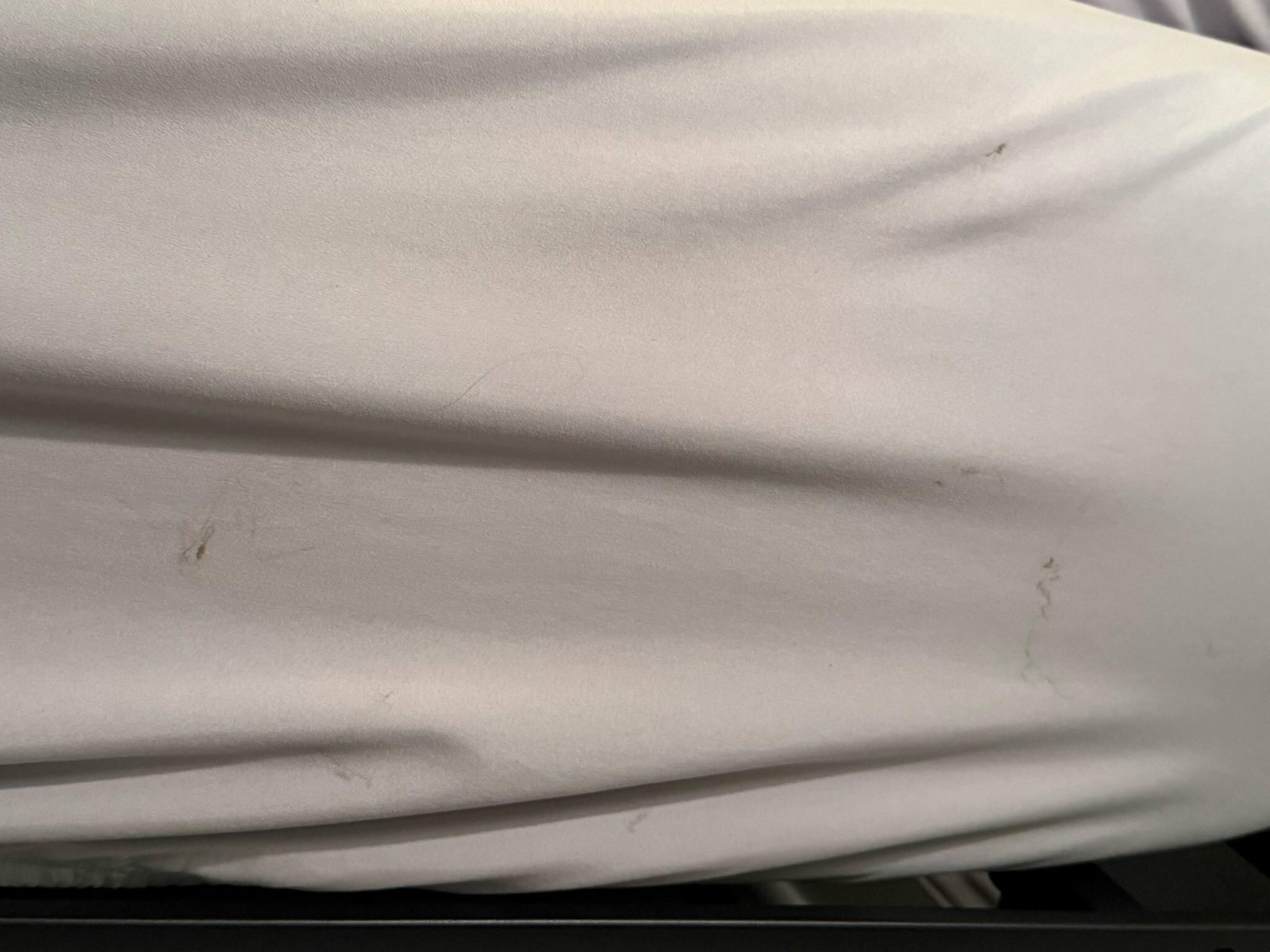 Fitted sheet in the Master room