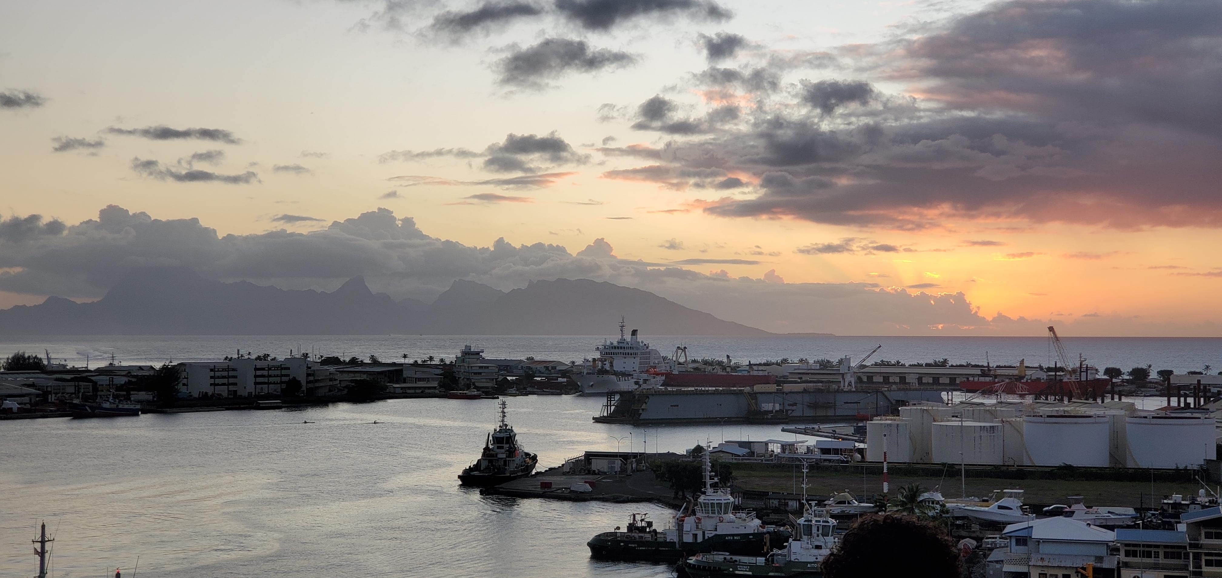 Reeftop bar on the rooftop provided a lively ambiance and an outstanding view of Moorea at sunset,