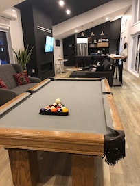 Une table de pool et les deux fois où nous y sommes allés nous étions seuls