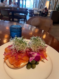 Breakfast service until 11AM!