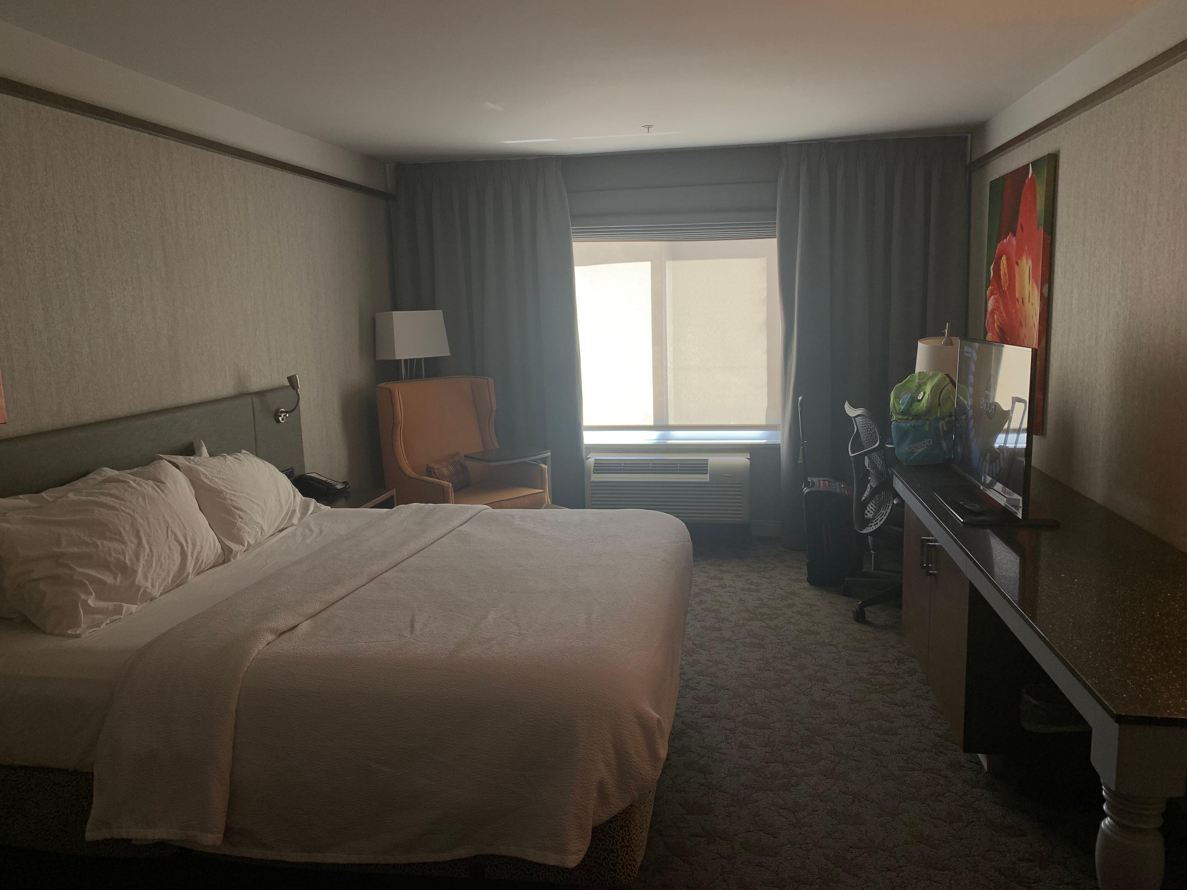 Spacious bedroom 