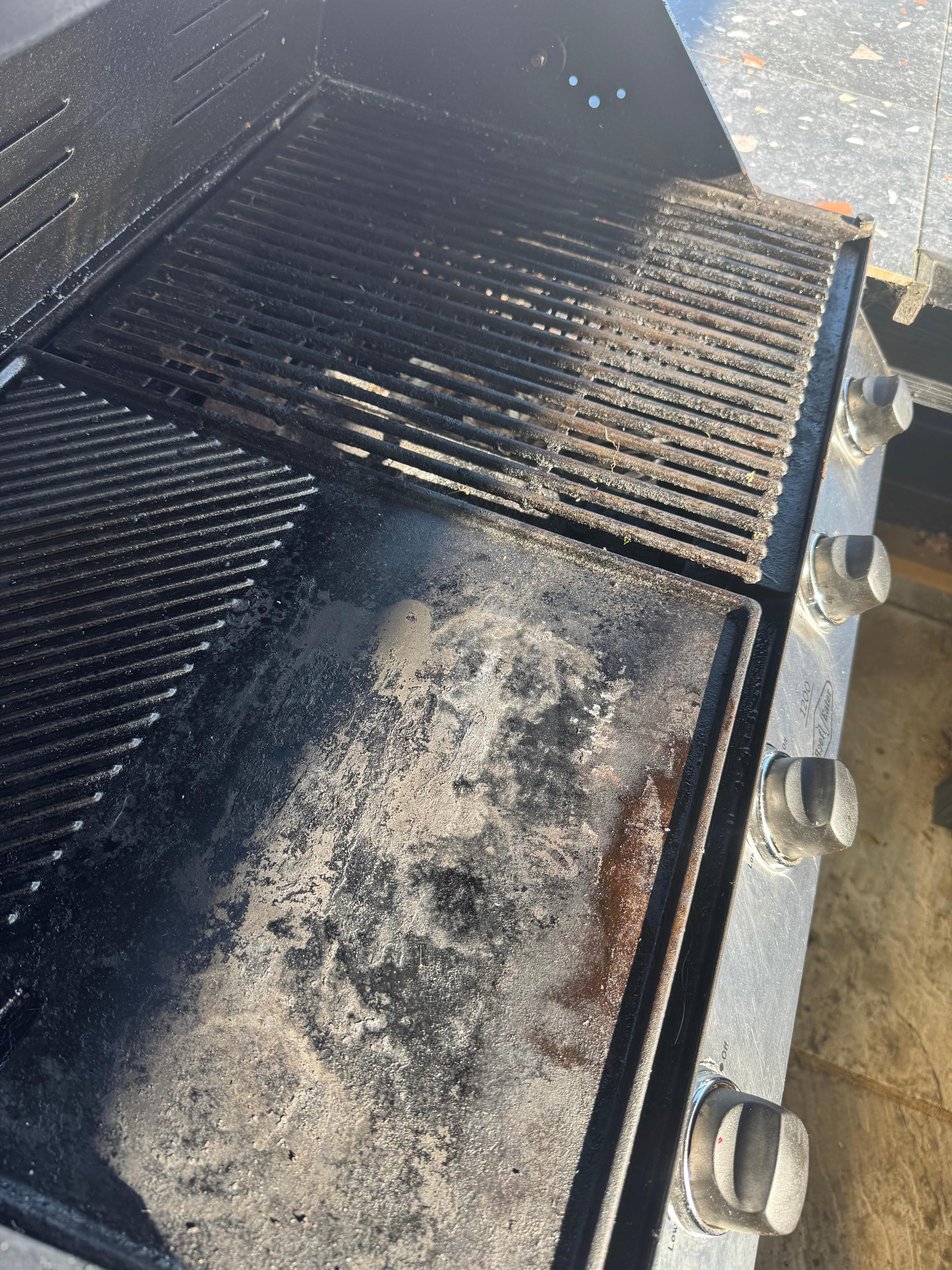 BBQ thick layer of grime