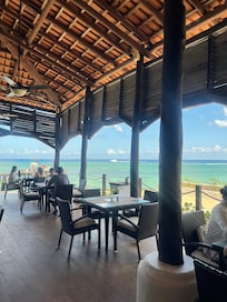 Vista desde el restaurante frente a la playa