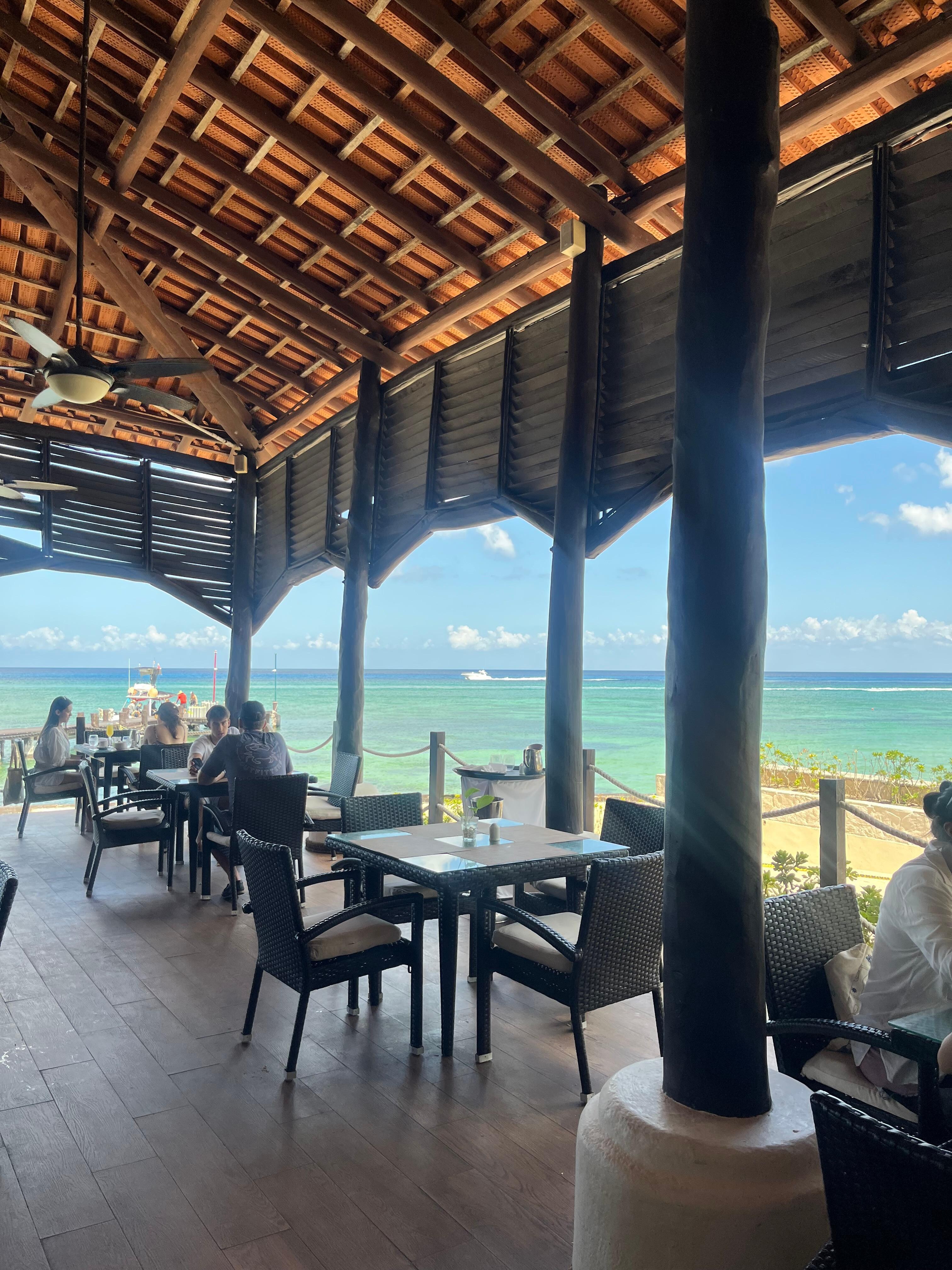 Vista desde el restaurante frente a la playa 