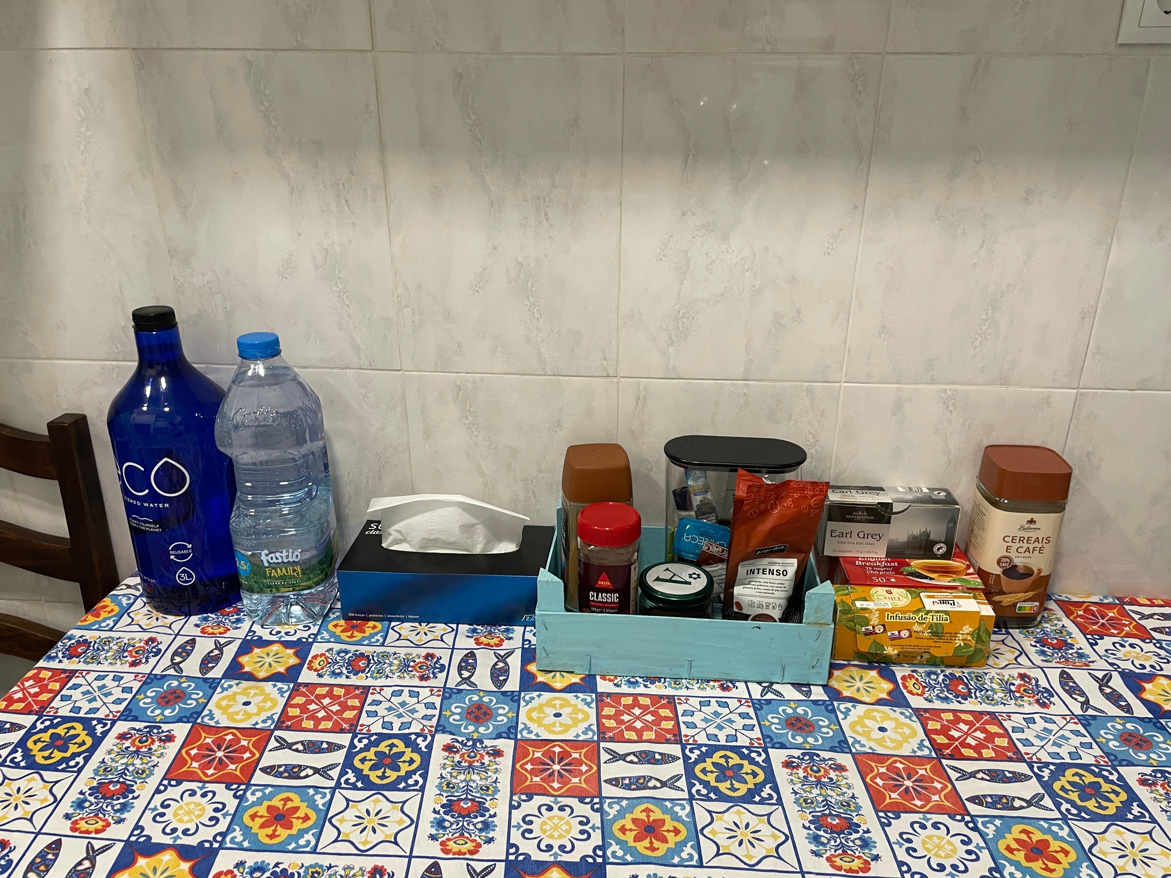 飲料水を自由に使えるため、ペットボトルに補充し冷蔵庫に入れていました。