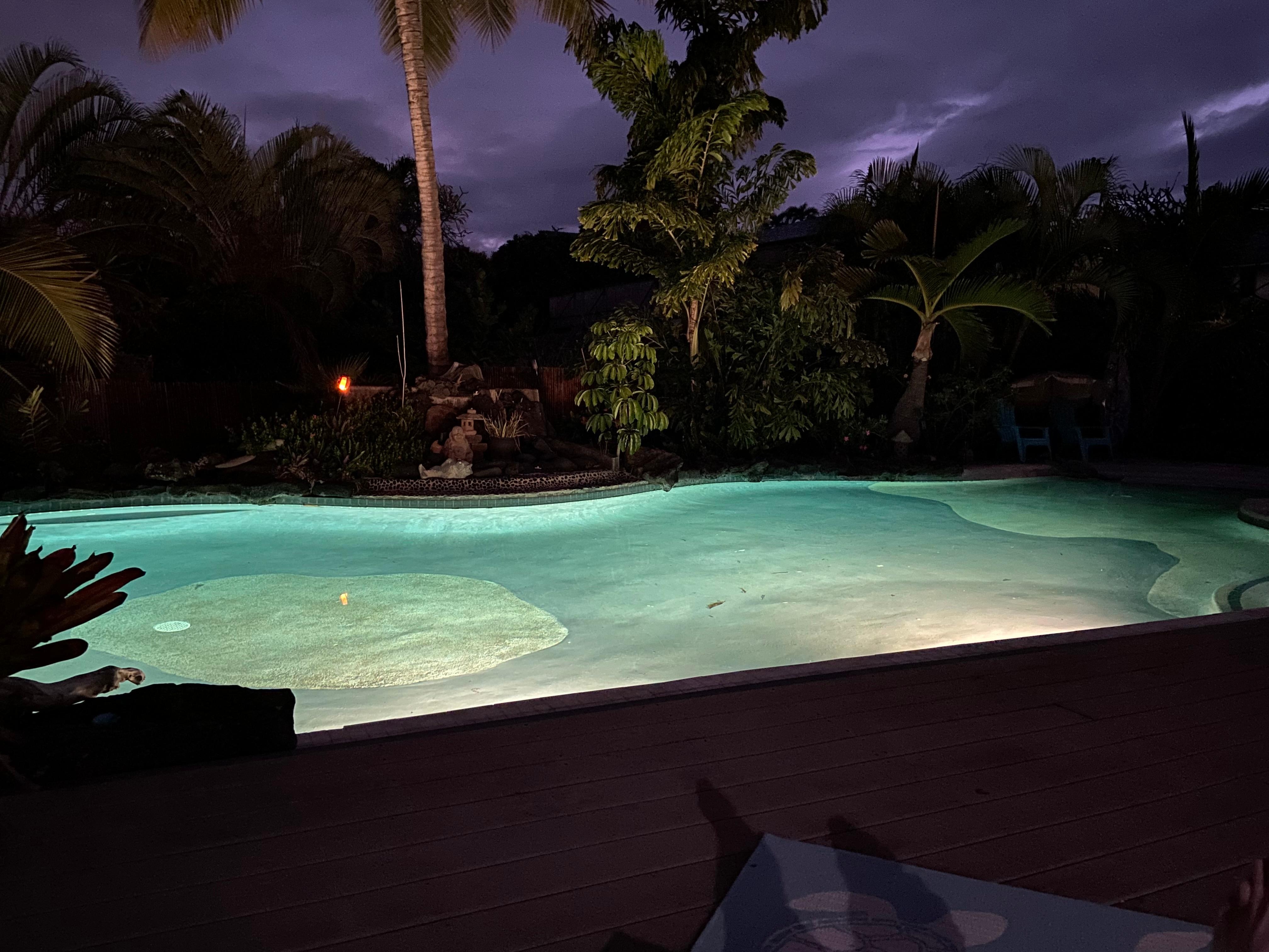 Ambiance on the deck at night