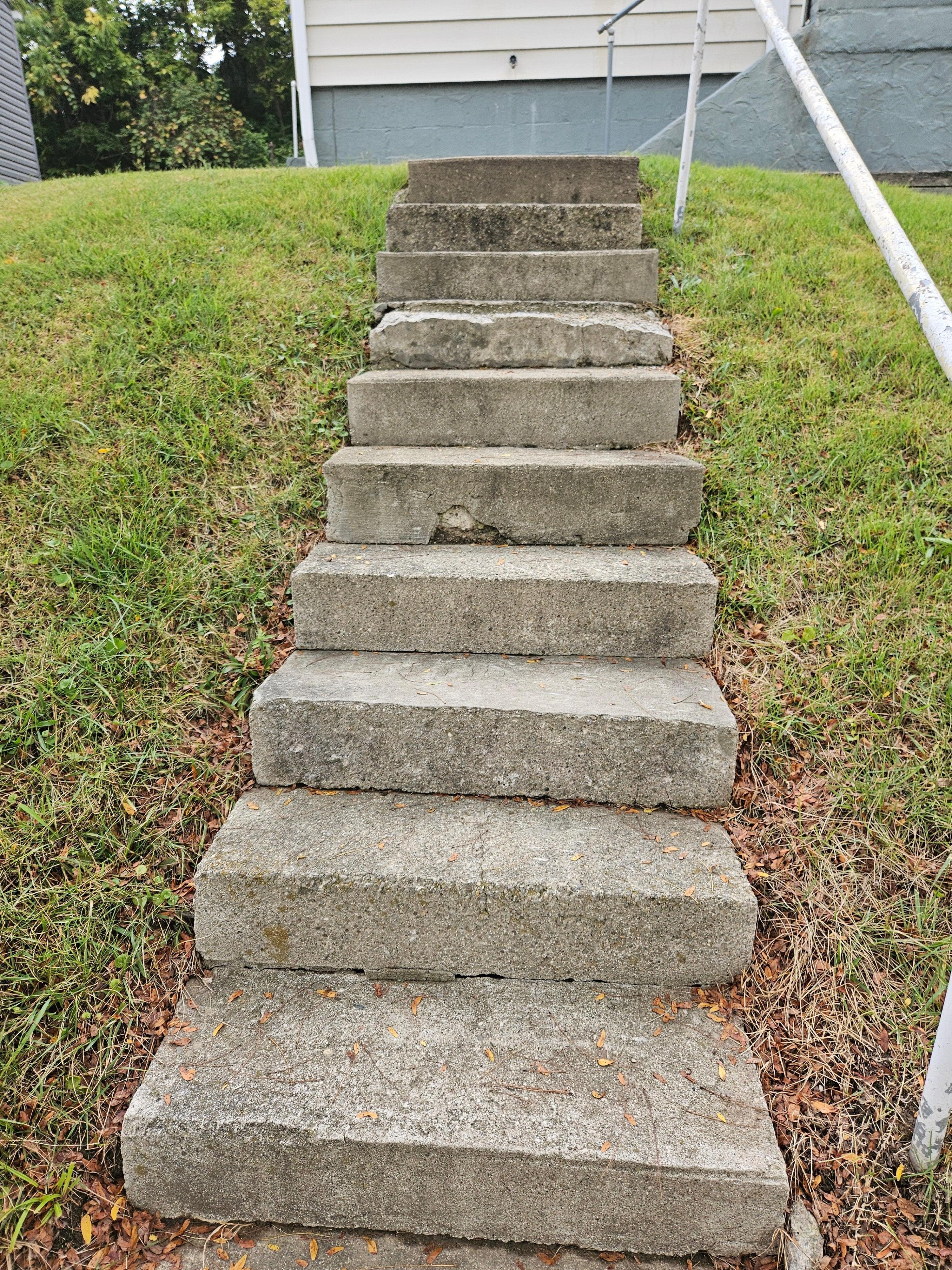 Dangerous Steps, not pictured in ad