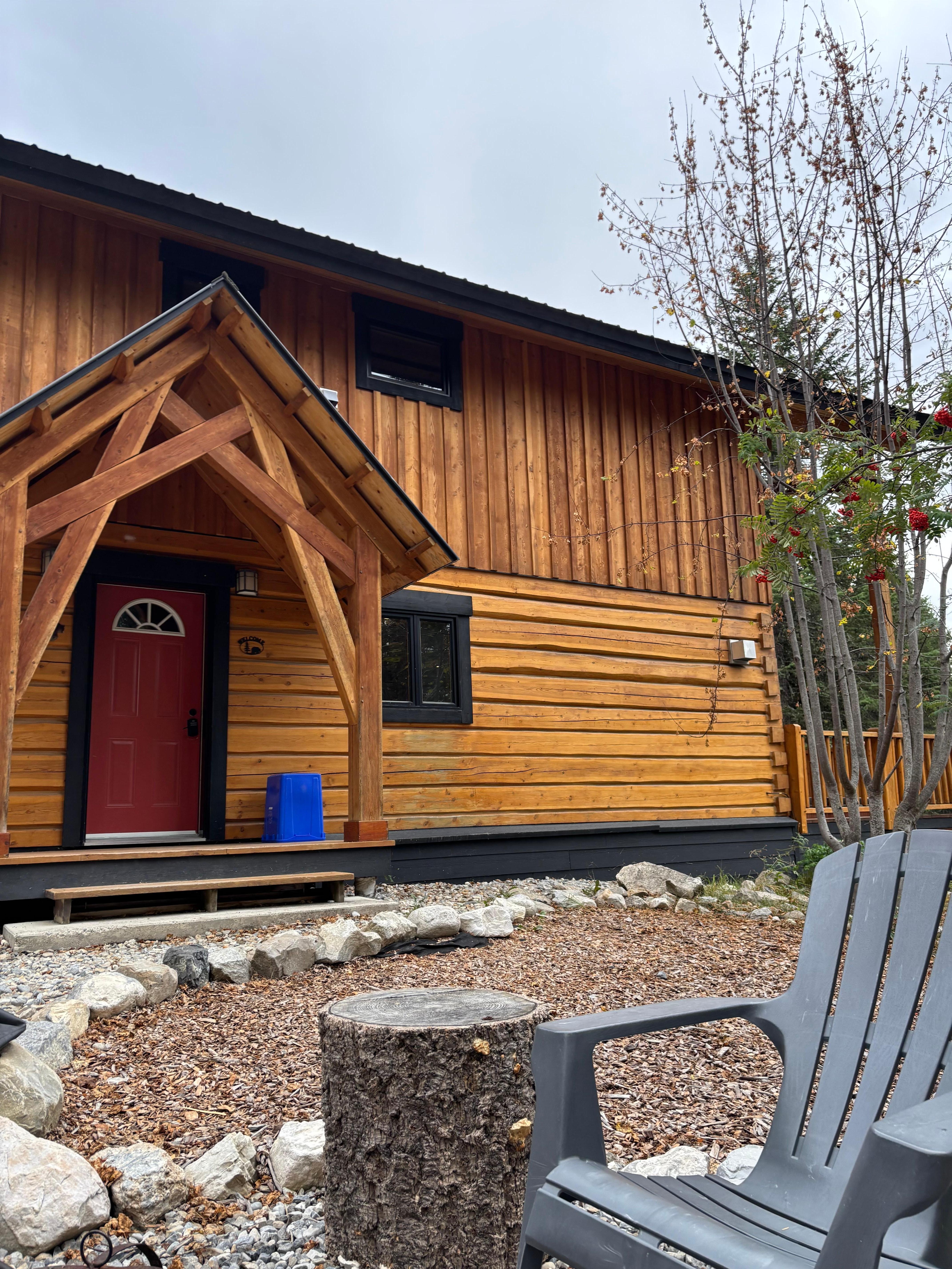 entrance in relation to firepit